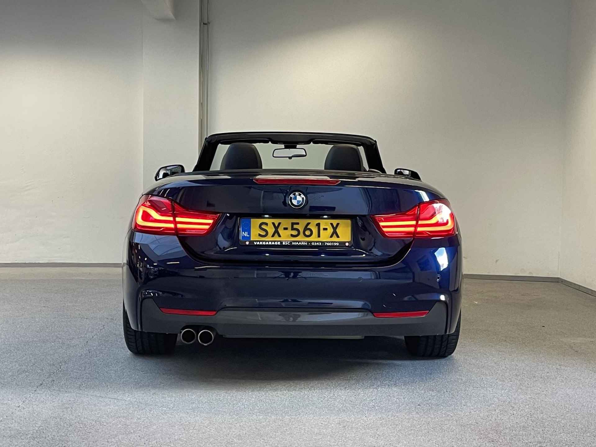 BMW 4-serie Cabrio 420i M-Sport | LEDER | 19" LMV | H&K | HEAD UP | STOEL/STUUR.V.W. | CAMERA | ORG.NL | - 18/57