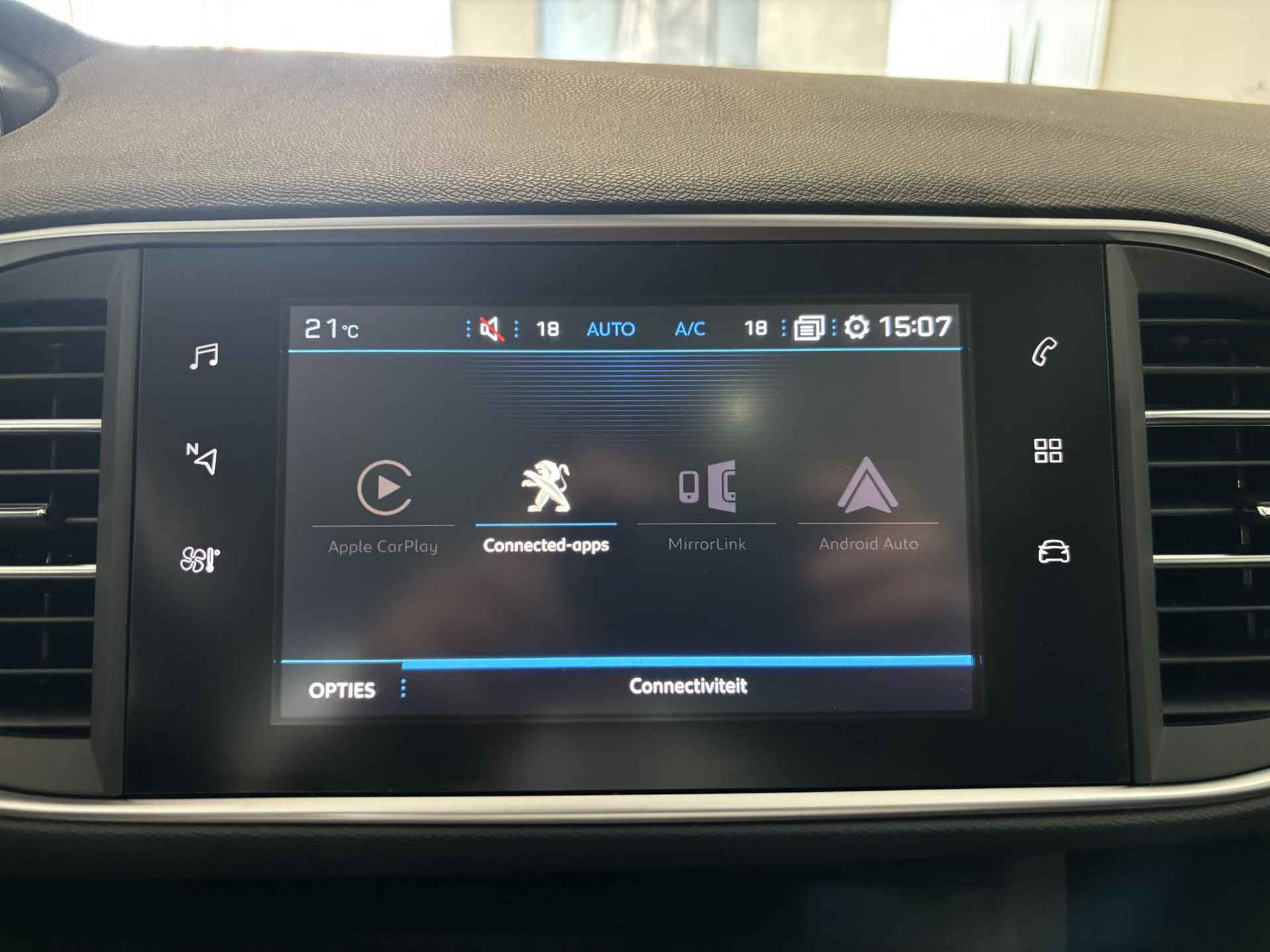 Peugeot 308 5-deurs Allure 1.2 PureTech 130pk EAT8 AUTOMAAT | PANODAK | CLIMA | NAVI | APPLE CARPLAY / ANDROID AUTO | - 32/64