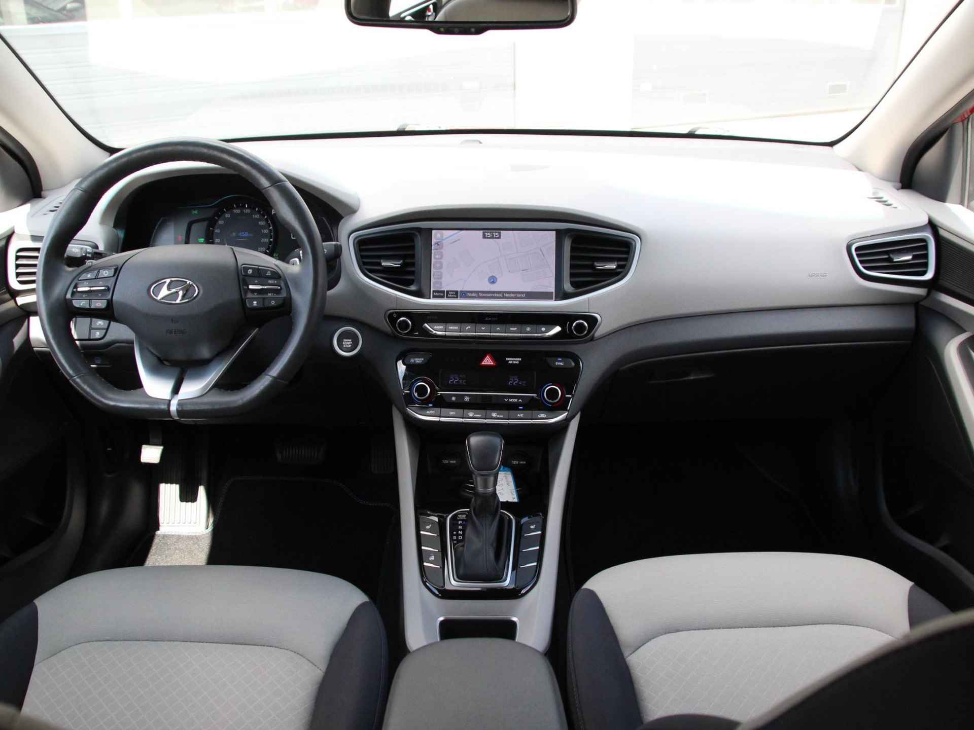Hyundai IONIQ 1.6 GDi Premium | Navigatie | Camera | Adapt. Cruise Control | Stuur- + Stoelverwarming | Premium Audio | Keyless Entry | Rijklaarprijs! - 12/29