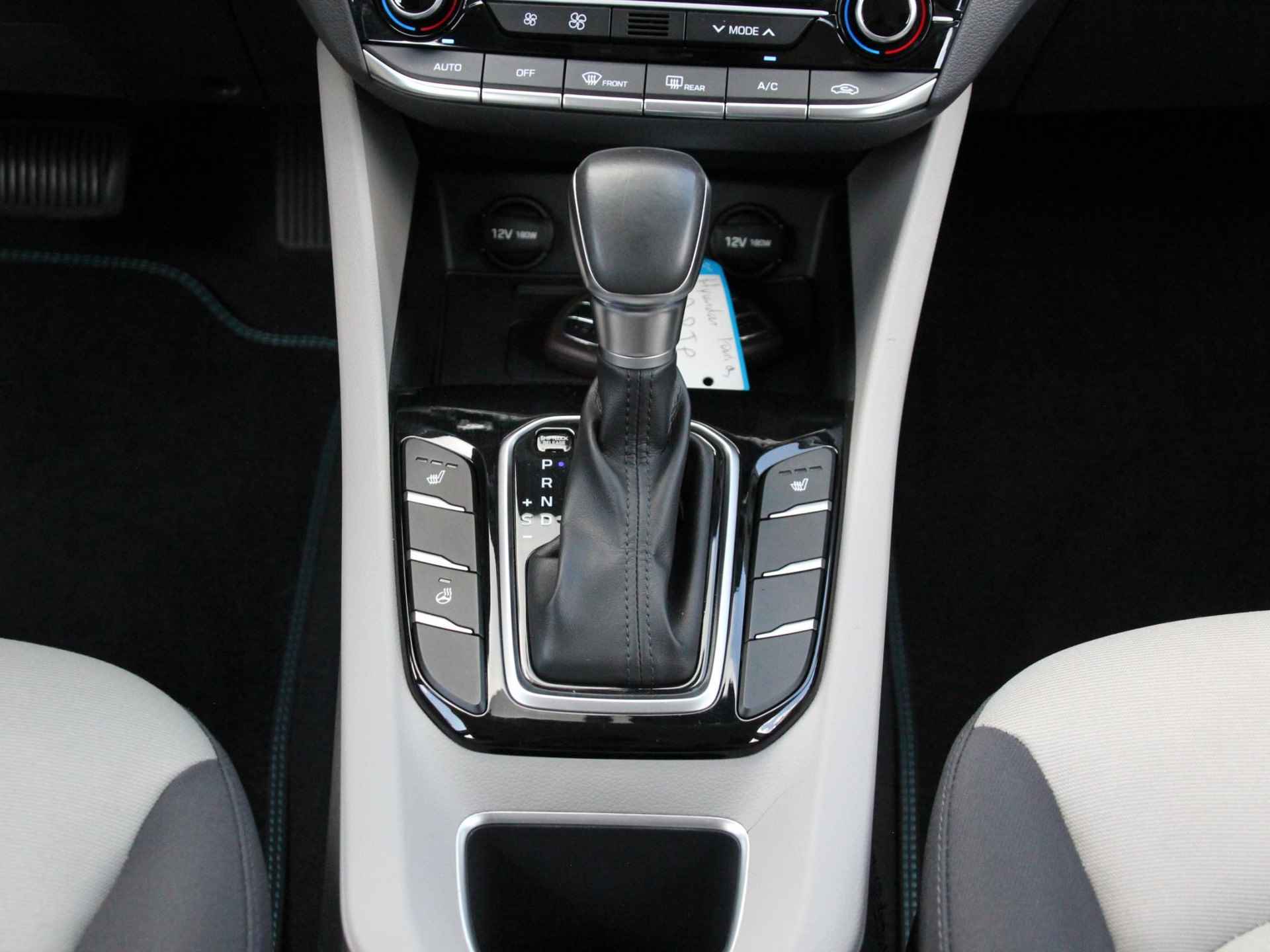 Hyundai IONIQ 1.6 GDi Premium | Navigatie | Camera | Adapt. Cruise Control | Stuur- + Stoelverwarming | Premium Audio | Keyless Entry | Rijklaarprijs! - 21/29