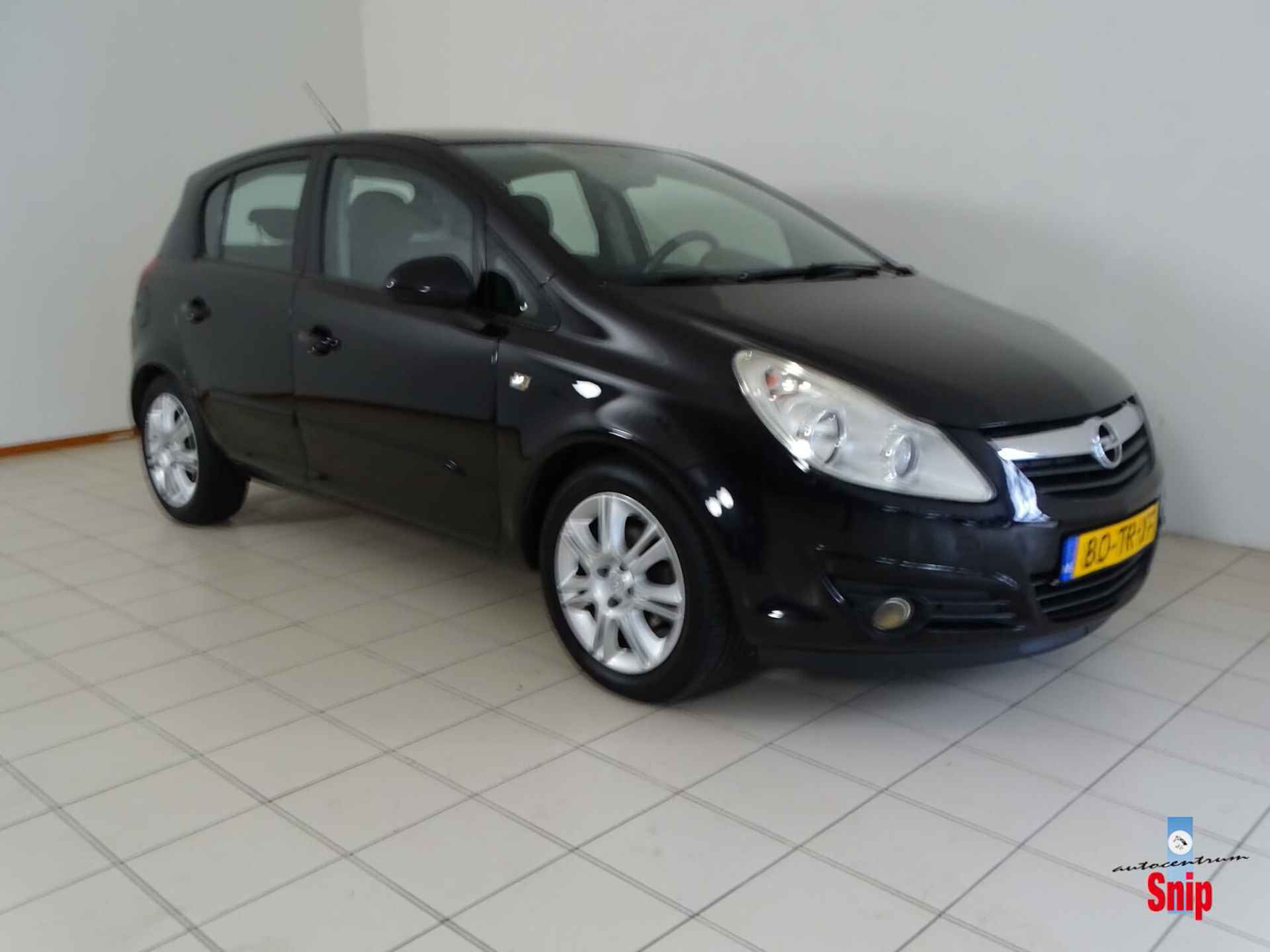 Opel Corsa 1.4-16V Business Airco. - 12/23