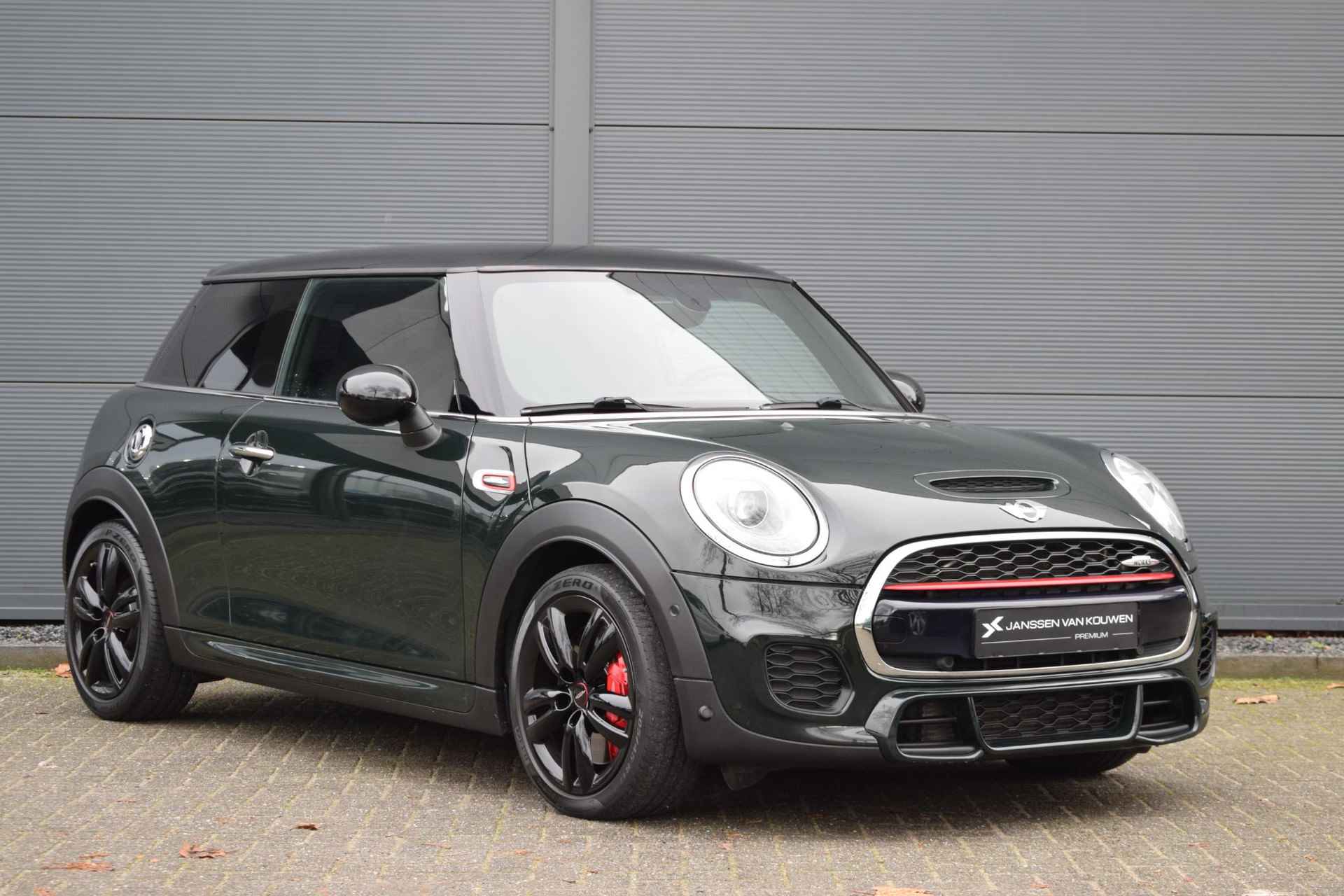 Mini Mini 2.0 John Cooper Works 231 pk Automaat / Navi / Rebel Green - 3/60