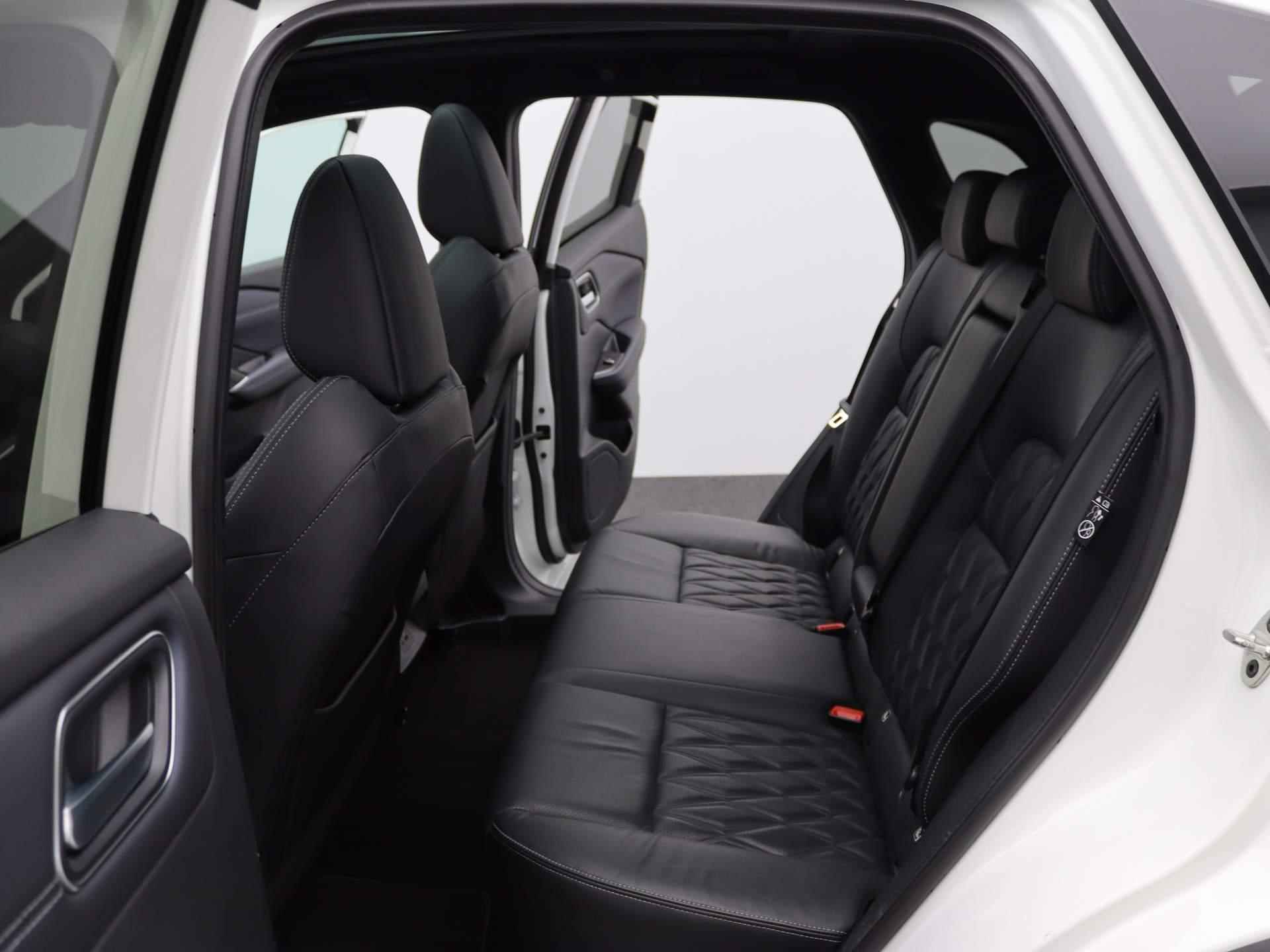 Nissan Qashqai 1.3 MHEV Xtronic Business Executive | ProPilot | Lederen Bekleding - 14/42