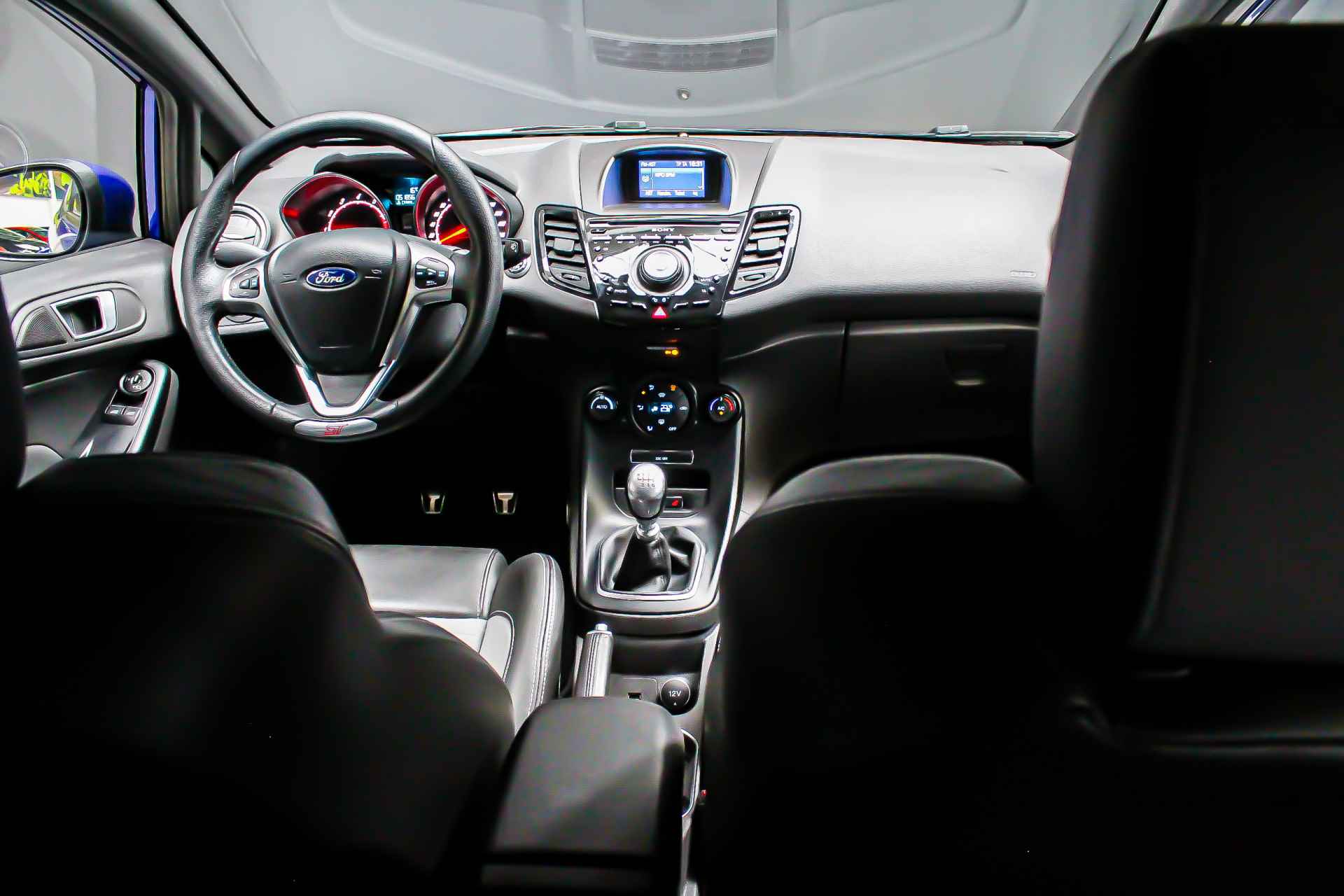 Ford Fiesta 1.6 182pk ST-2 |cruisecontrol|LED voor en echter|Bluetooth|parkeersensoren achter| - 11/31
