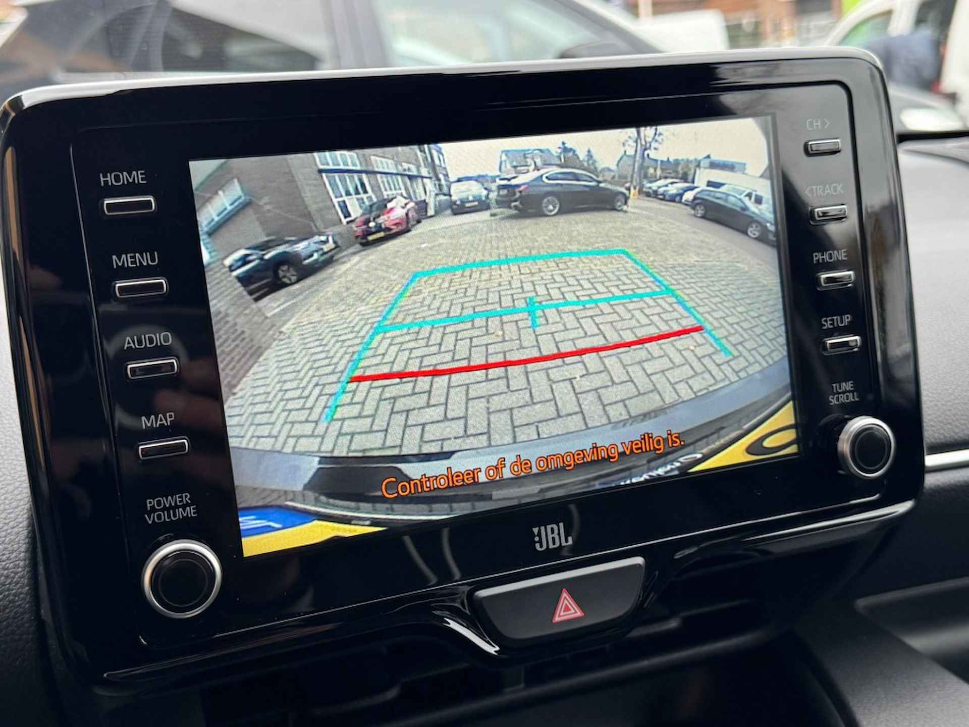 TOYOTA Yaris 1.5 HYBRID STYLE CAMERA/LED/CARPLAY/JBL/STOELVERW./NL-AUTO - 30/45