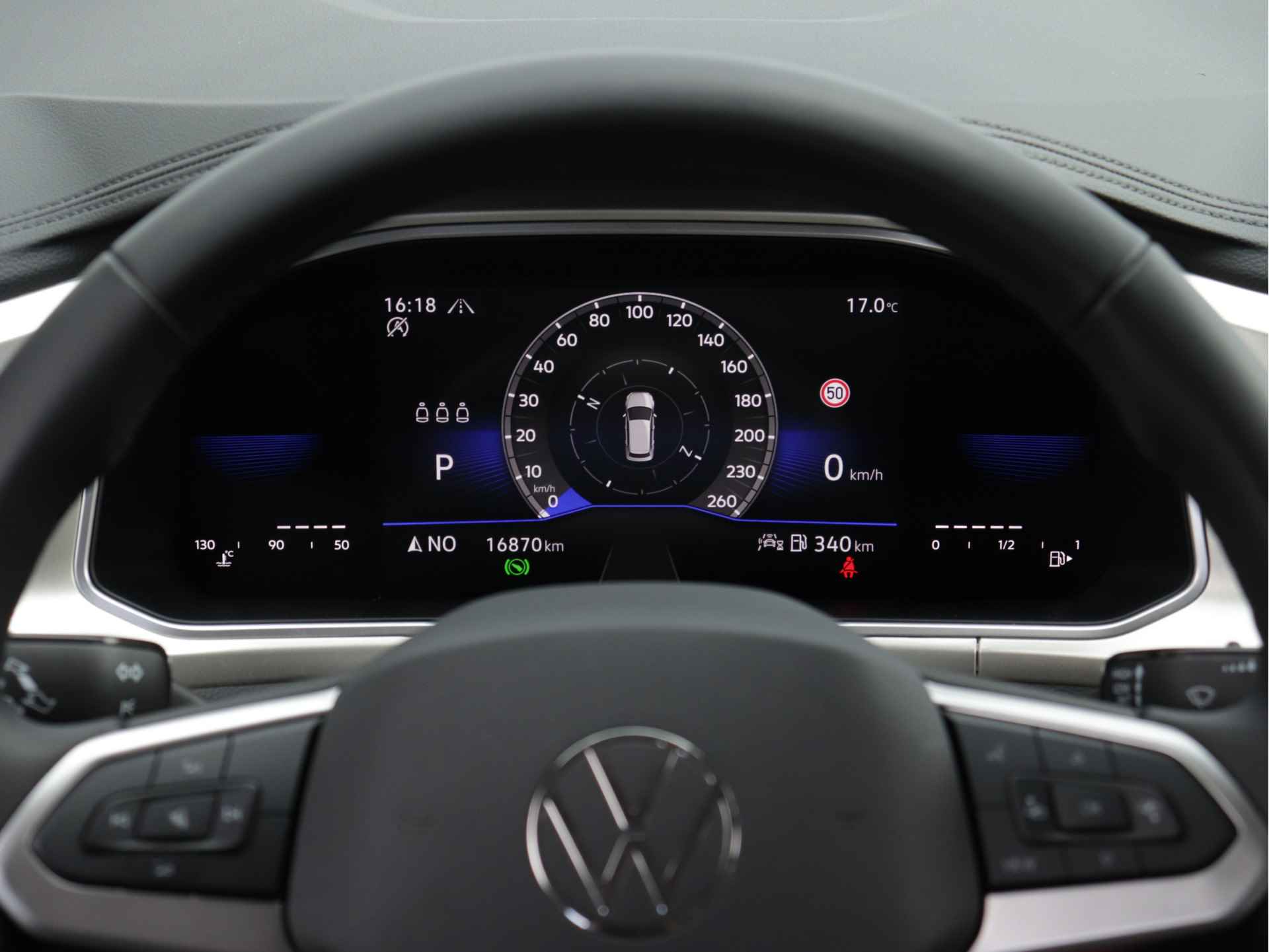 Volkswagen T-Roc 1.5 TSI Move 150pk Automaat | Navigatie | Stoelverwarming | Parkeersensoren | Spiegel pakket | - 11/44