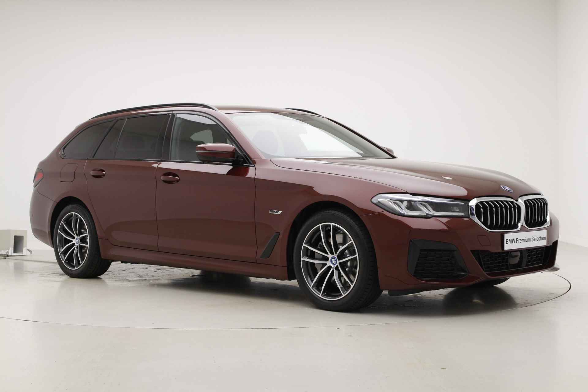 BMW 5 Serie Touring 530e M-Sport | Driving Assistant Professional | Head-Up | - 7/40