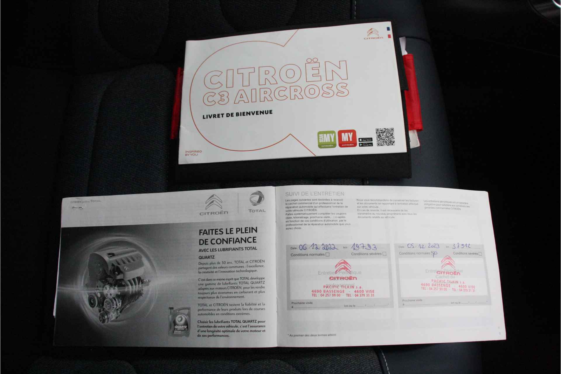 Citroën C3 Aircross 1.2 PURETECH 130PK SHINE AUTOMAAT / NAVI / LEDER / CLIMA / LED / 16" LMV / PDC / BLUETOOTH / CRUISECONTROL / 1E EIGENAAR / NIEUW - 34/34