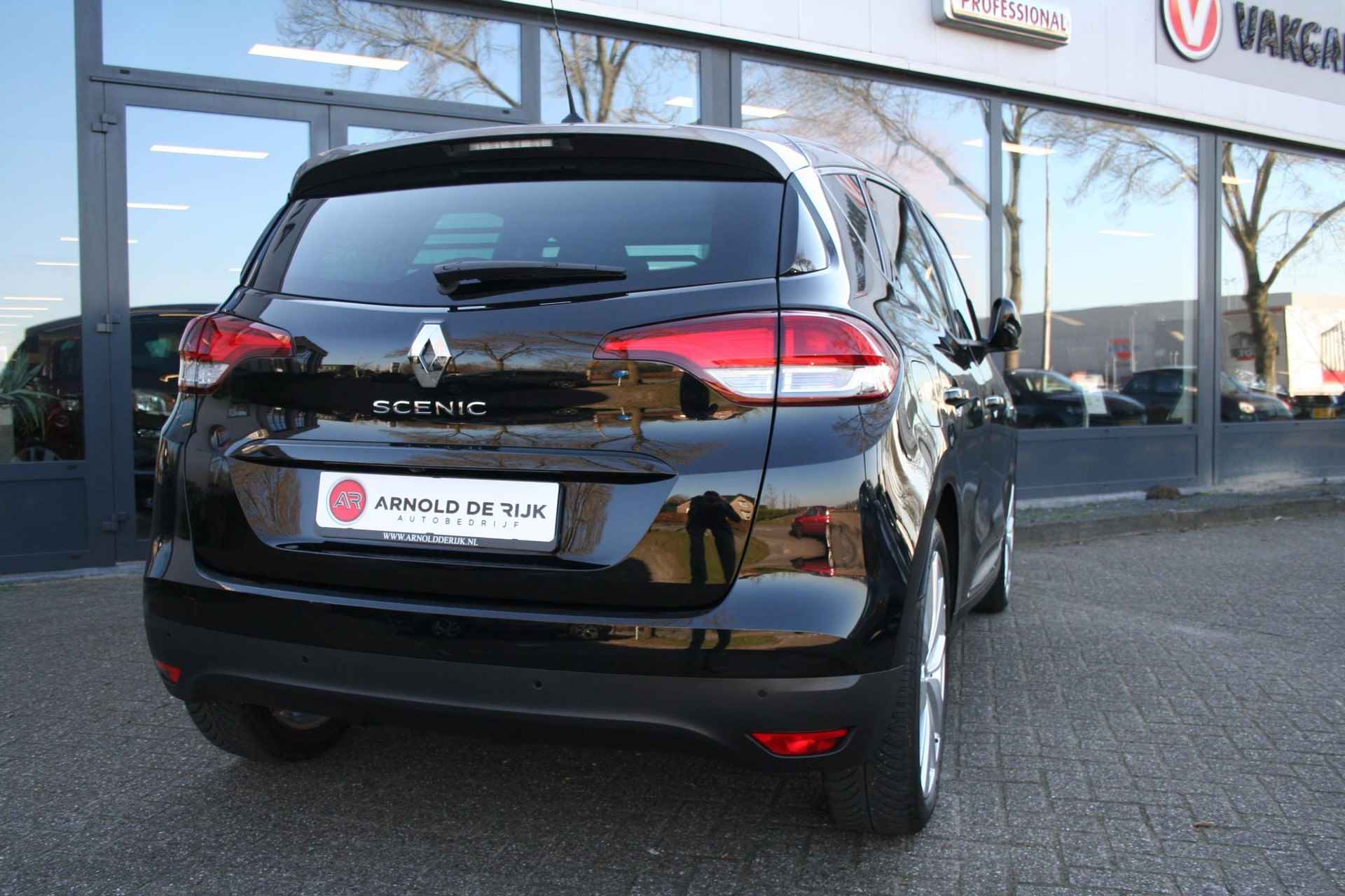 Renault Scénic 1.3 TCe Limited - 6/18