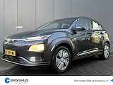 Hyundai KONA EV Comfort 136pk | Adaptive cruise controle | Carplay navigatie | Parkeersensoren | Camera | Keyless entry | Climate controle |