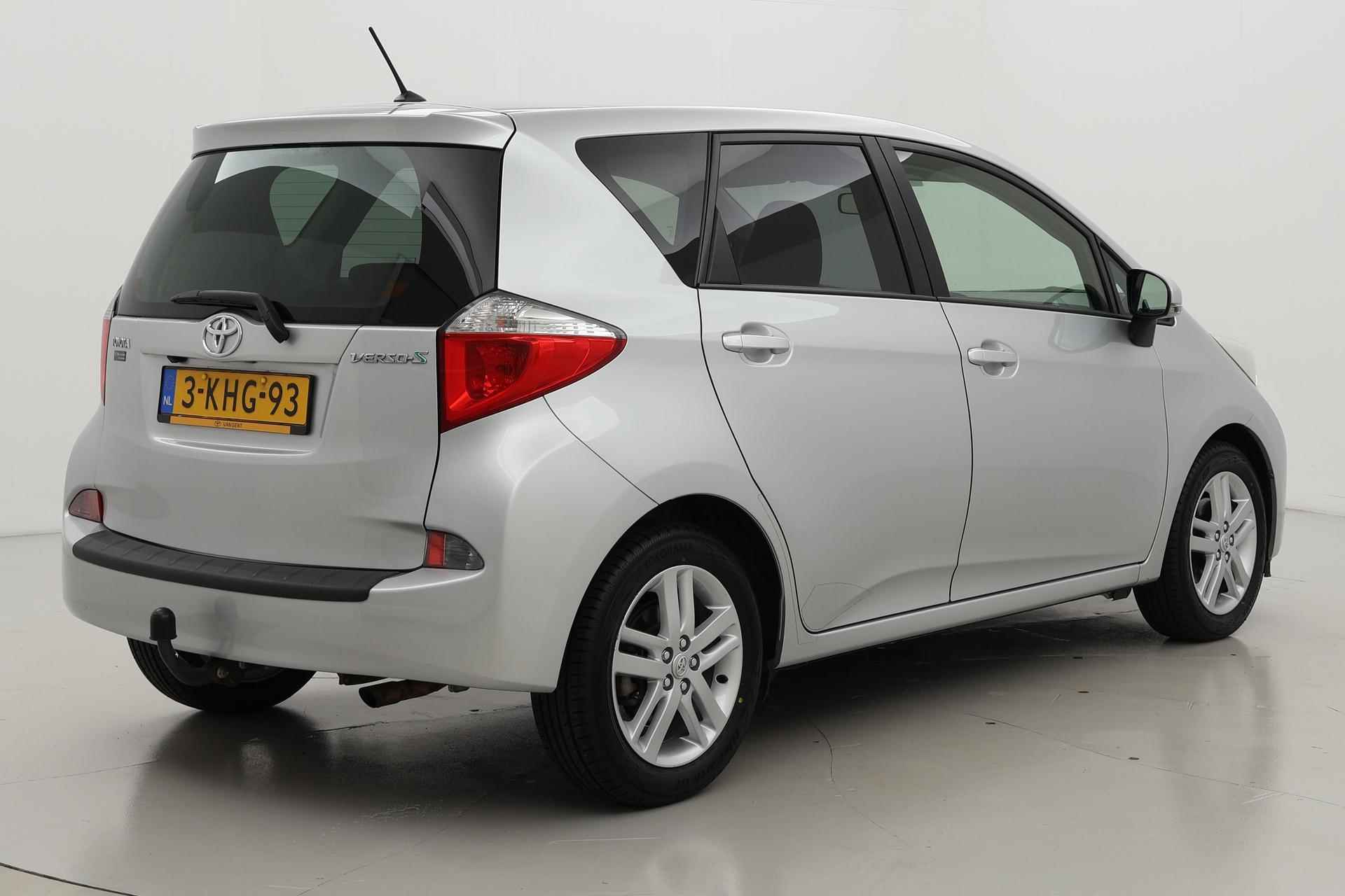 Toyota Verso-S 1.3 VVT-i Aspiration Trekhaak Navigatie Automaat - 33/35