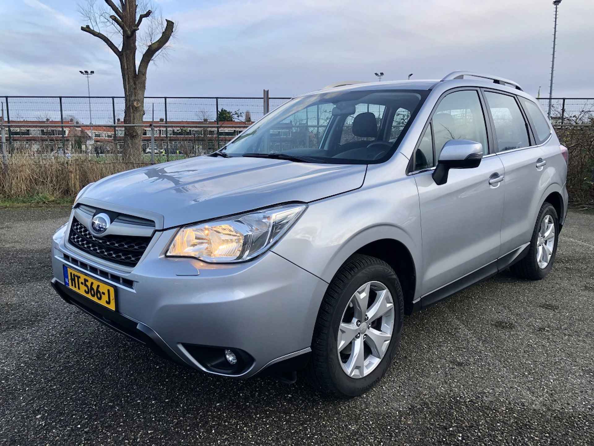 Subaru Forester 2.0 Comfort  All weather banden, afn. trekhaak - 7/24