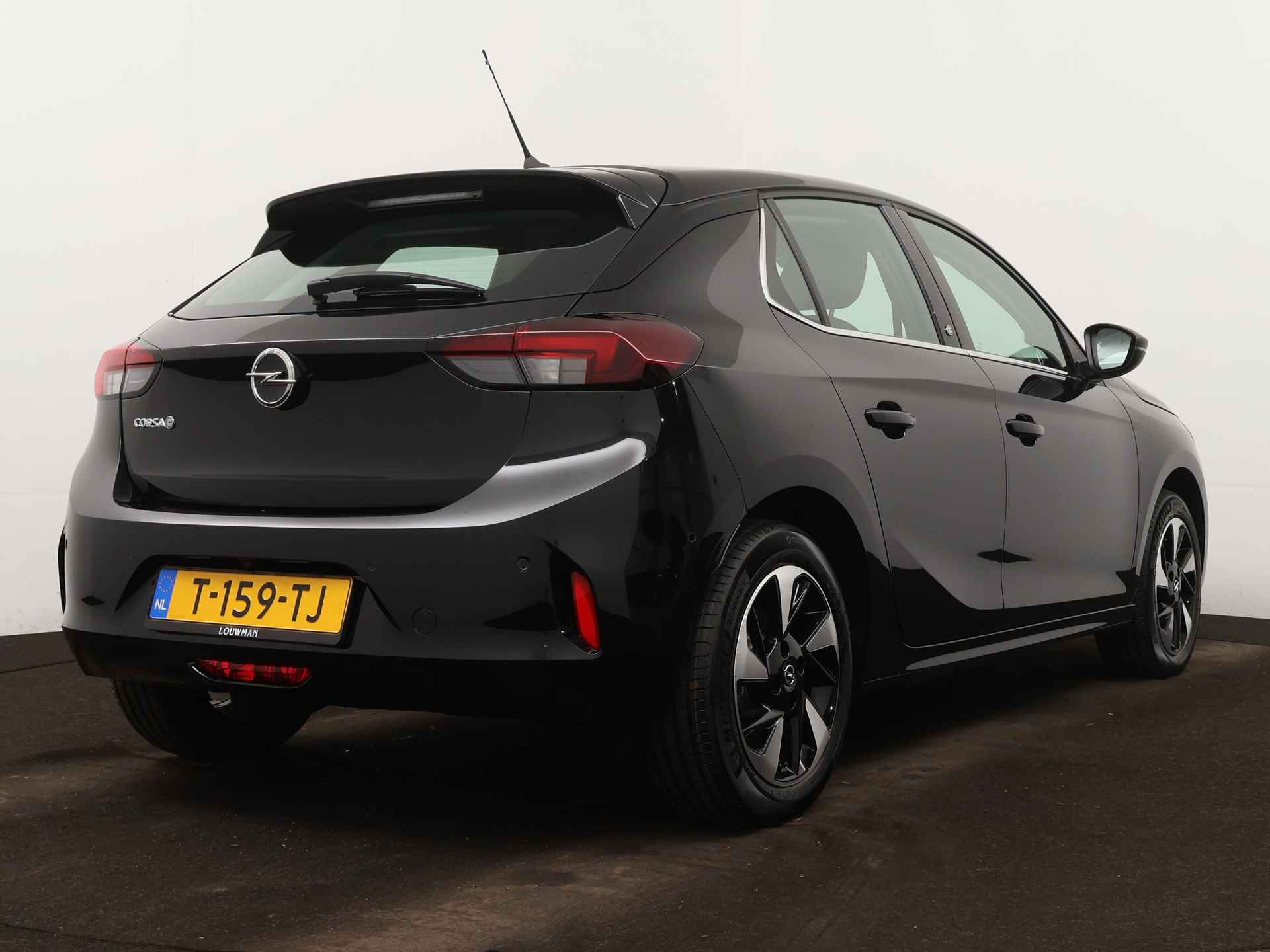 Opel Corsa E 50 kWh | Navigatie | Stoel en Stuur verwarming | - 3/28