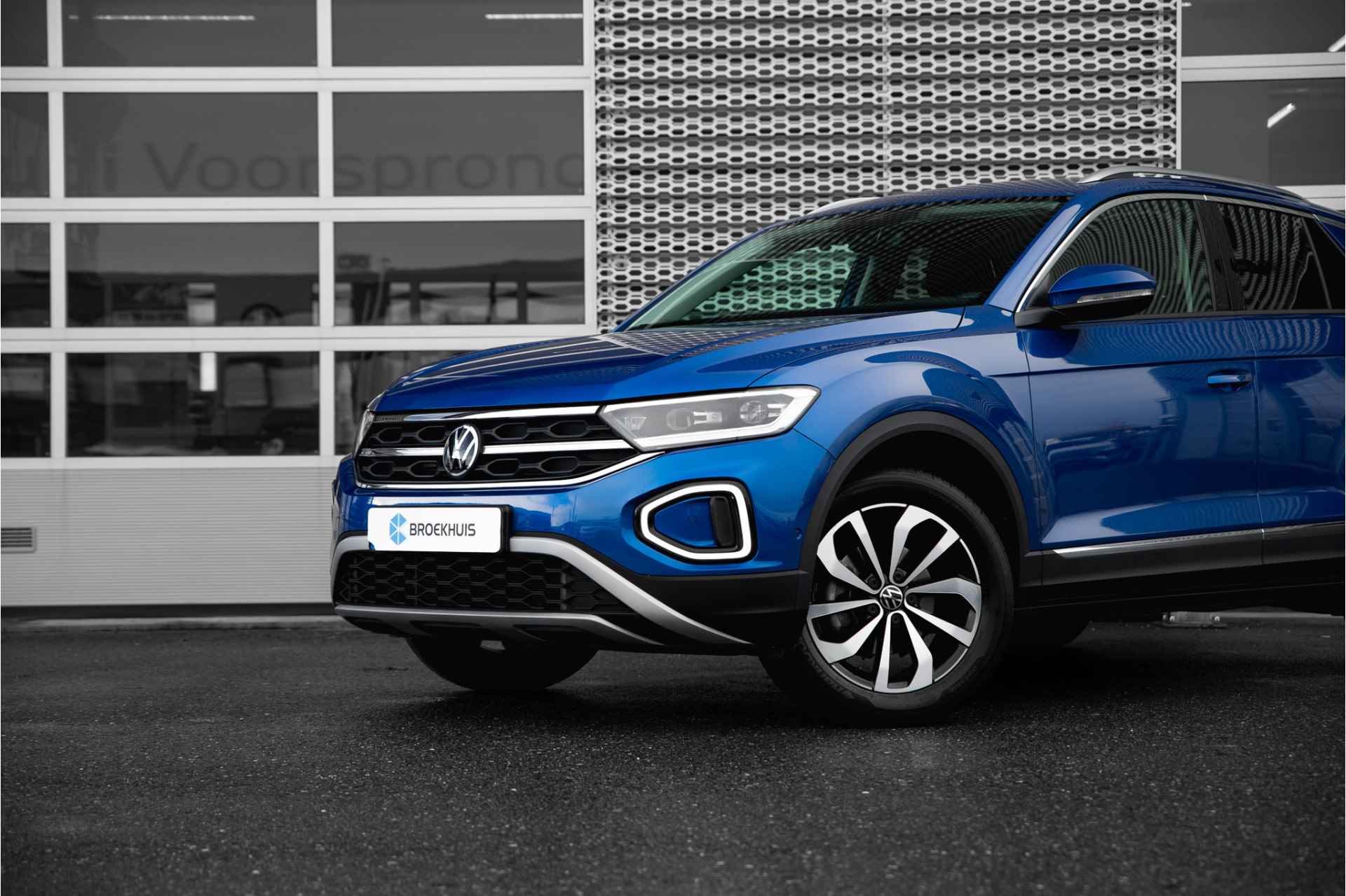 Volkswagen T-Roc 1.5 TSI Style Automaat | Camera | Apple car Play | Active info Display - 17/26