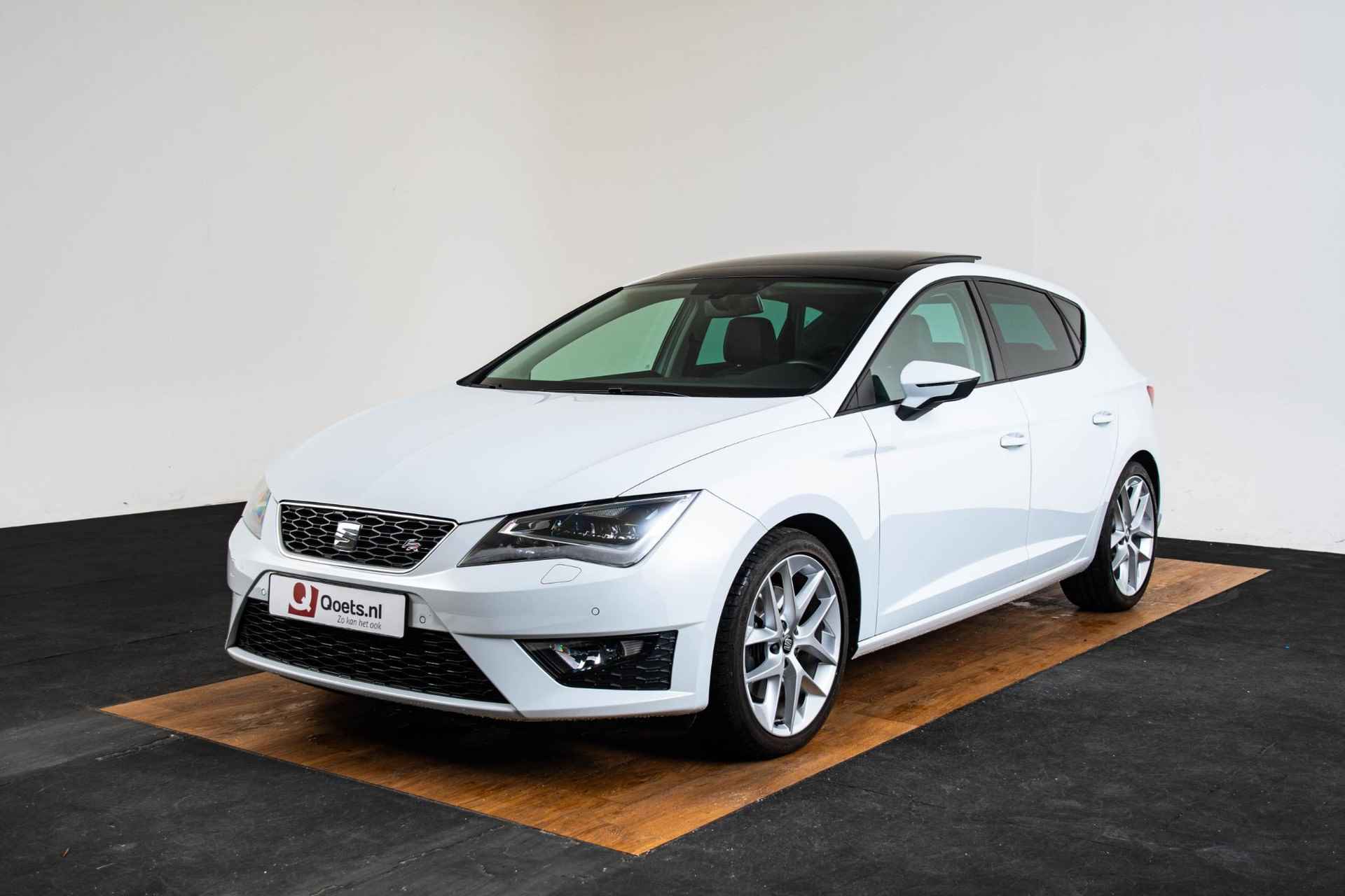 SEAT Leon ST 1.8 TSI FR Business 1e eigenaar & Dealer onderhouden - Panoramadak - Stoelverwarming - Leder - Parkeerhulp voor/achter - Privacy Glas - LED koplampen - 38/65