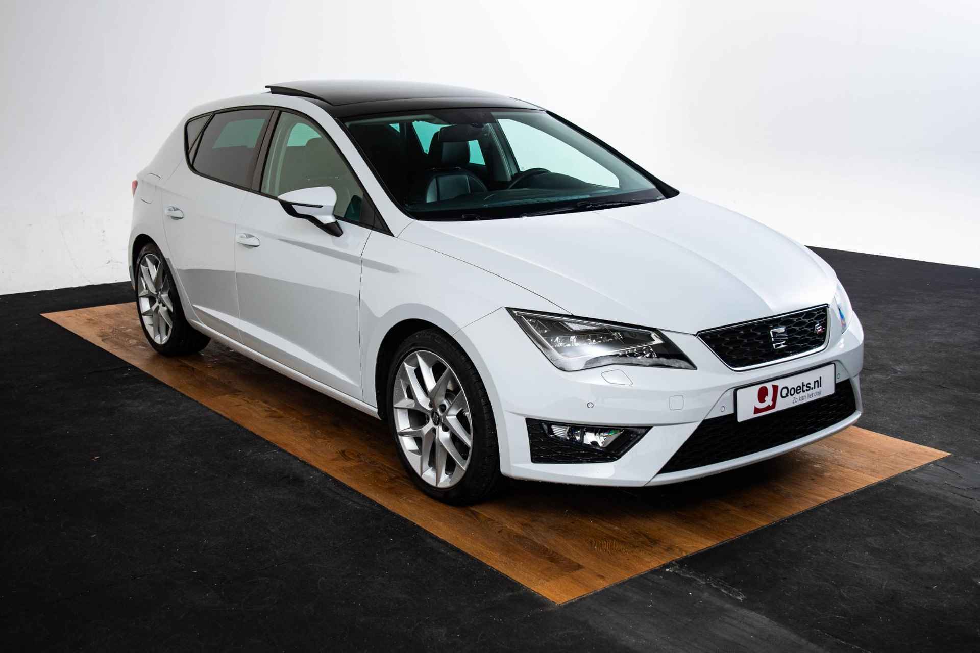 SEAT Leon ST 1.8 TSI FR Business 1e eigenaar & Dealer onderhouden - Panoramadak - Stoelverwarming - Leder - Parkeerhulp voor/achter - Privacy Glas - LED koplampen - 47/65