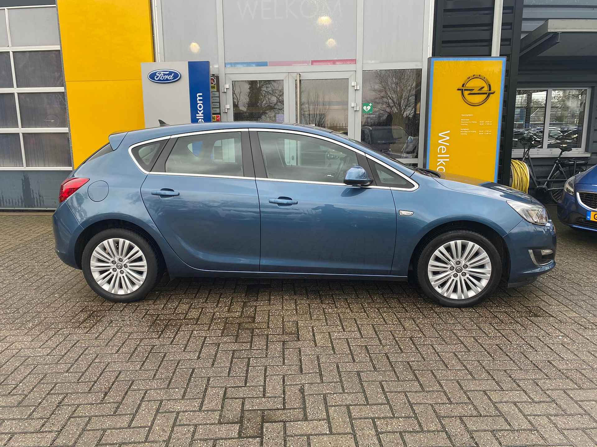 Opel Astra 1.4 Design Edition | TREKHAAK| NAVIGATIE| AIRCO| CRUISE CONTROL| BLUETOOTH| PARKEERSENSOREN| - 4/27