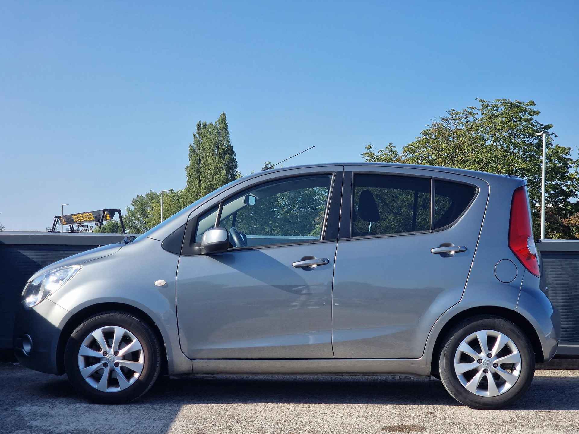 Opel Agila 1.0 68pk Berlin+ |VERHOOGDE INSTAP|AIRCO|ISOFIX|LEDER STUUR| - 9/38