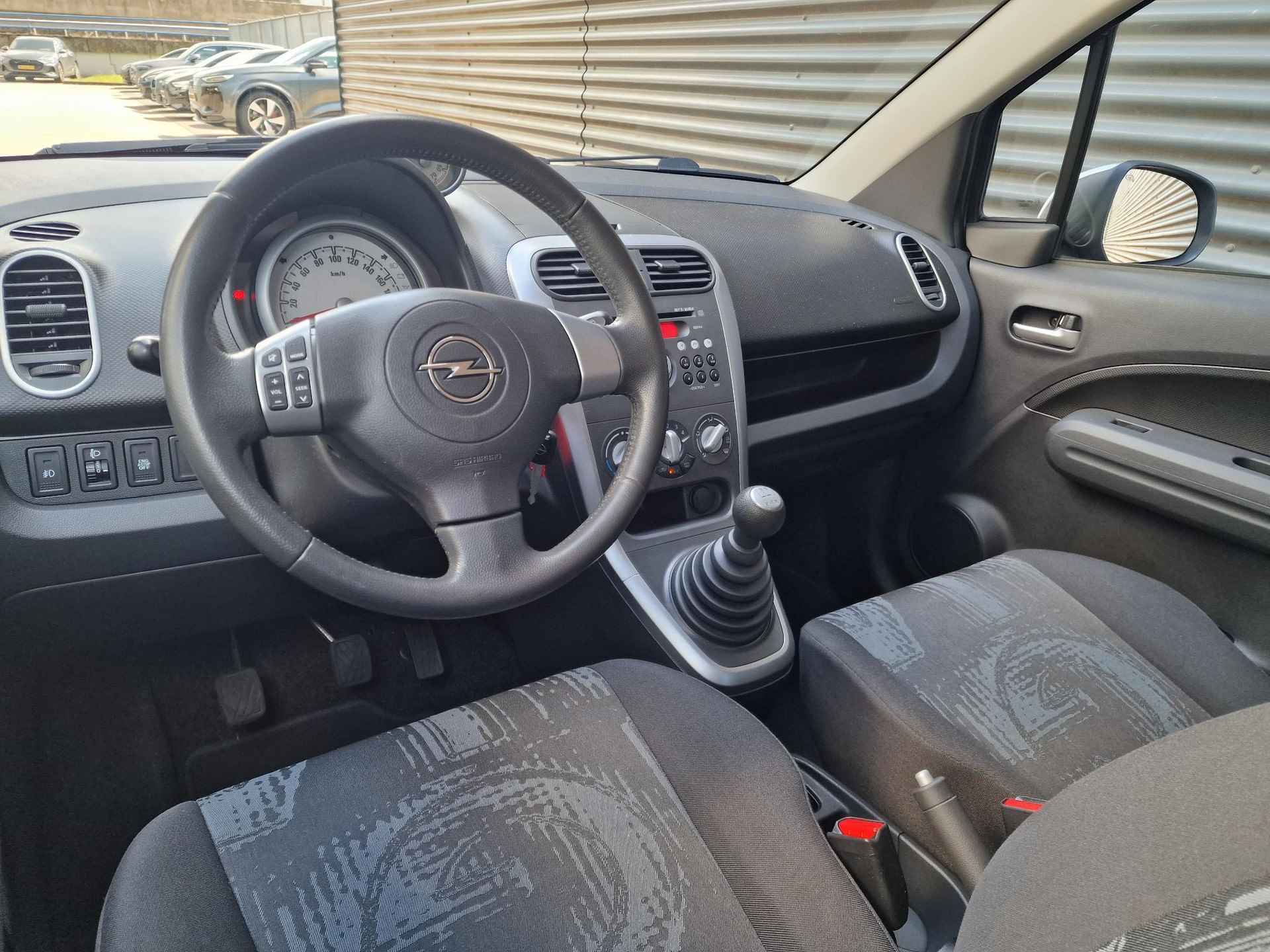 Opel Agila 1.0 68pk Berlin+ |VERHOOGDE INSTAP|AIRCO|ISOFIX|LEDER STUUR| - 14/38