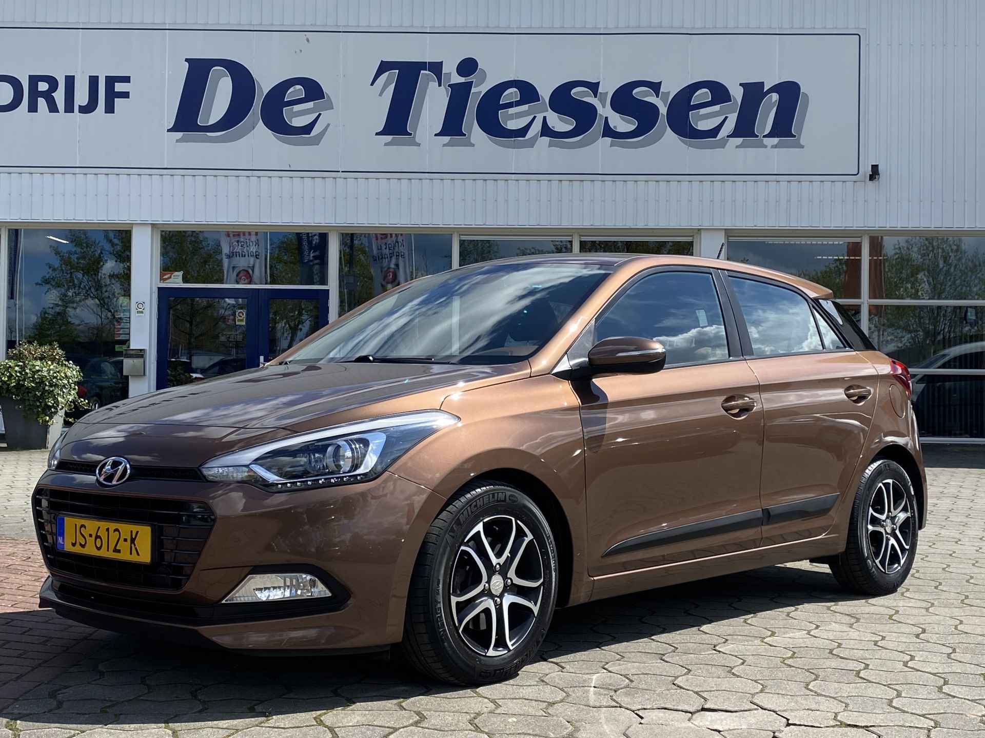 Hyundai i20 1.0 T-GDI Comfort 100 PK, Climate, Cruise, Navi, Trekhaak, Rijklaar met beurt & garantie! - 2/30