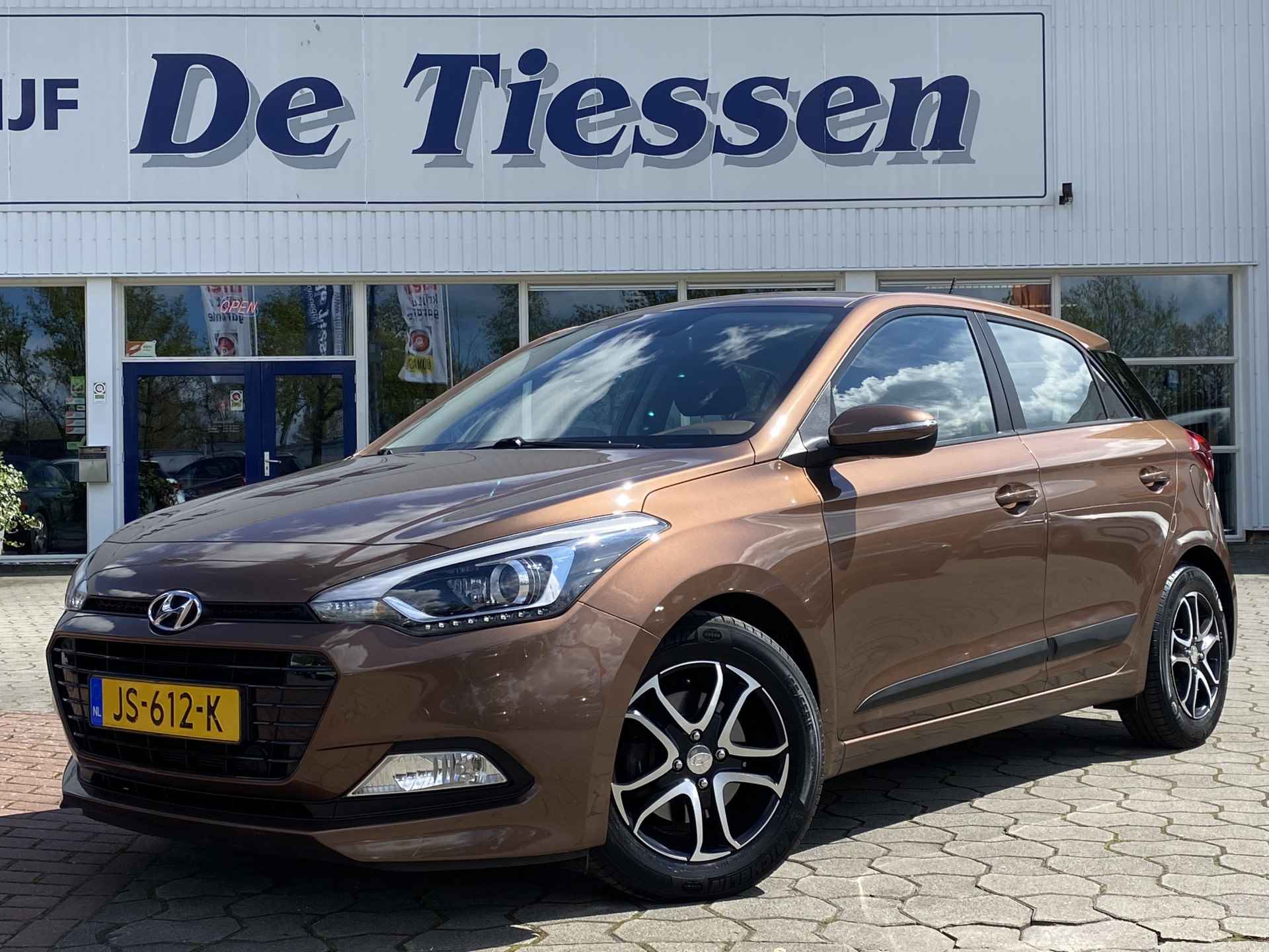 Hyundai i20 1.0 T-GDI Comfort 100 PK, Climate, Cruise, Navi, Trekhaak, Rijklaar met beurt & garantie! - 6/30