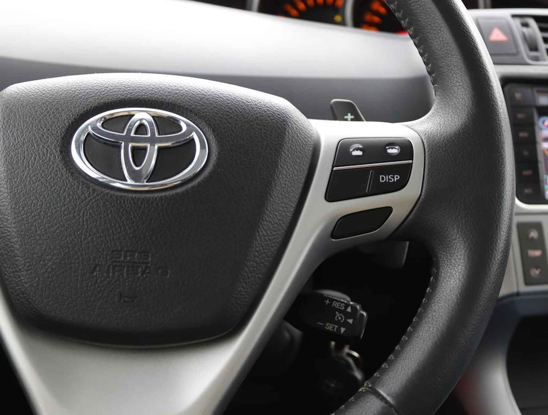 Toyota Verso 1.8 VVT-i Business | Trekhaak | Lichtmetalen velgen | Camera | Panoramadak | - 21/61