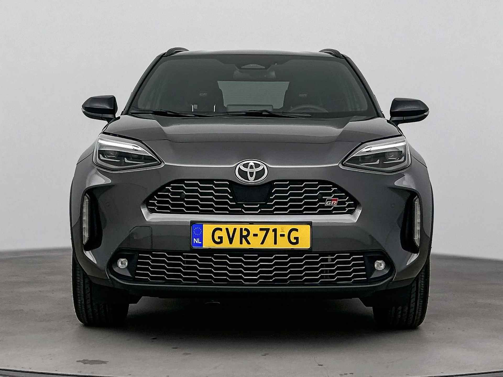 Toyota Yaris Cross 1.5 Hybrid 130 GR Sport DEMO | Parkeersensoren | Climate Control | Stoelverwarming | LM velgen | Cruise Control Adaptief | - 26/38