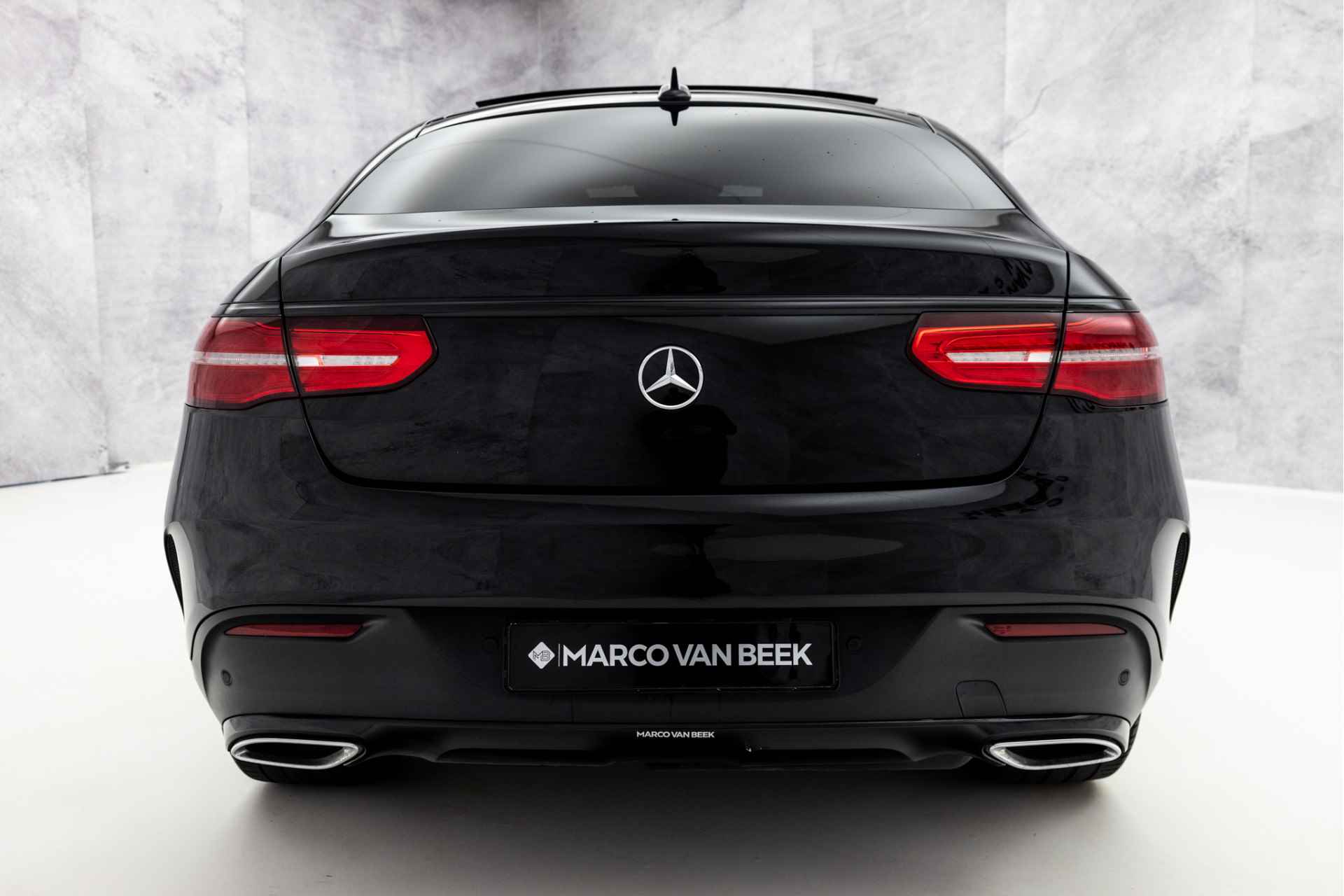 Mercedes-Benz GLE Coupé 350 d 4MATIC AMG | Pano | Night | Distronic+ | 21" - 30/51