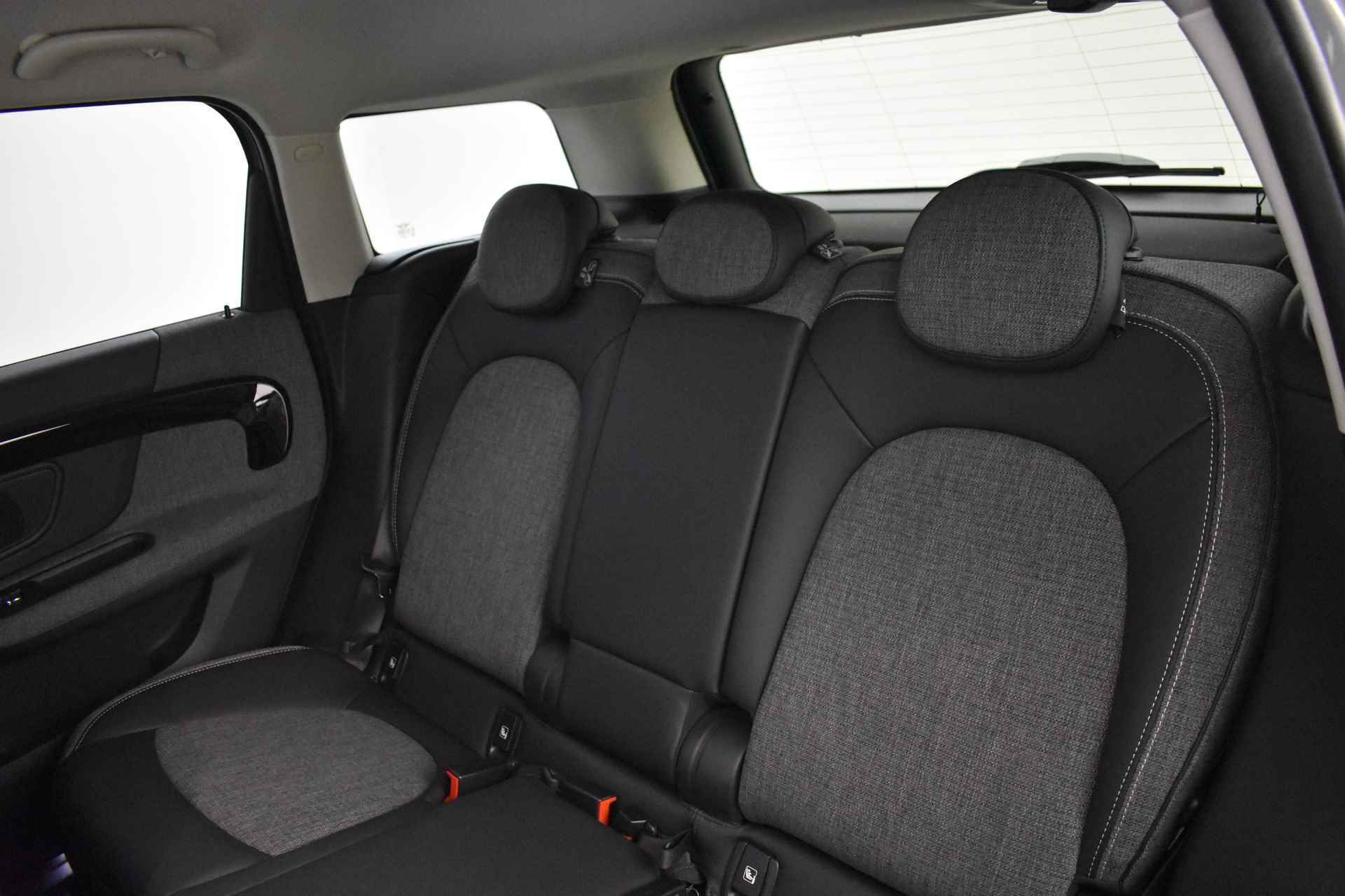 MINI Countryman Cooper SE ALL4 Classic Automaat / LED / Comfort Access / Navigatie / Cruise Control / Comfortstoelen - 10/45