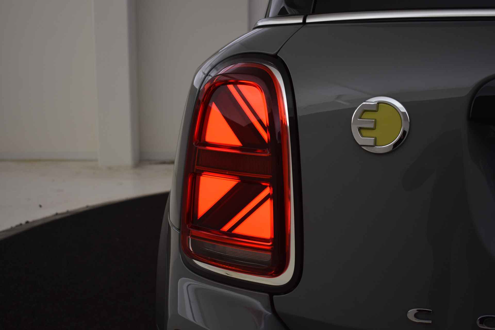 MINI Countryman Cooper SE ALL4 Classic Automaat / LED / Comfort Access / Navigatie / Cruise Control / Comfortstoelen - 45/45