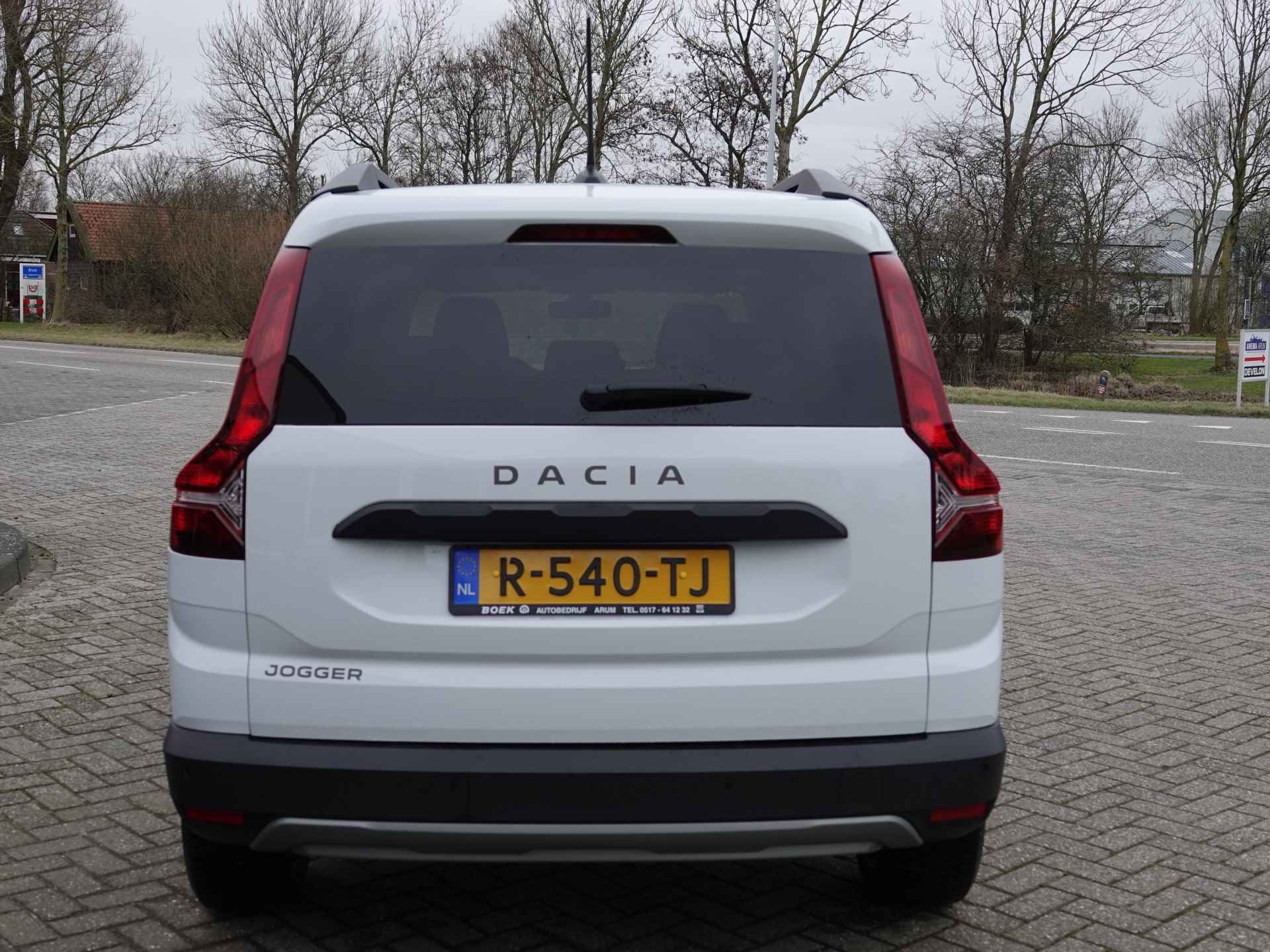 Dacia Jogger 1.0 TCe 100 Bi-Fuel Expression 5p. CRUISE | BT-TEL | AUDIO - 8/23