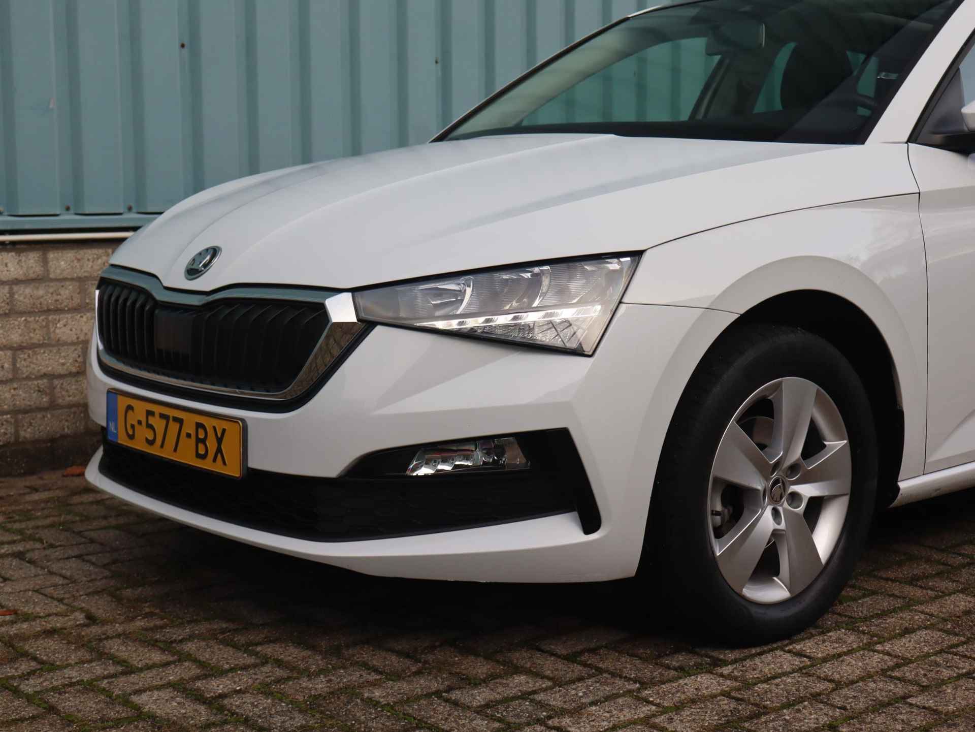 Skoda Scala 5-deurs Ambition 1.0 TSI 95pk | AIRCO | PANODAK | TREKHAAK | APPLE CARPLAY / ANDROID AUTO | - 31/55