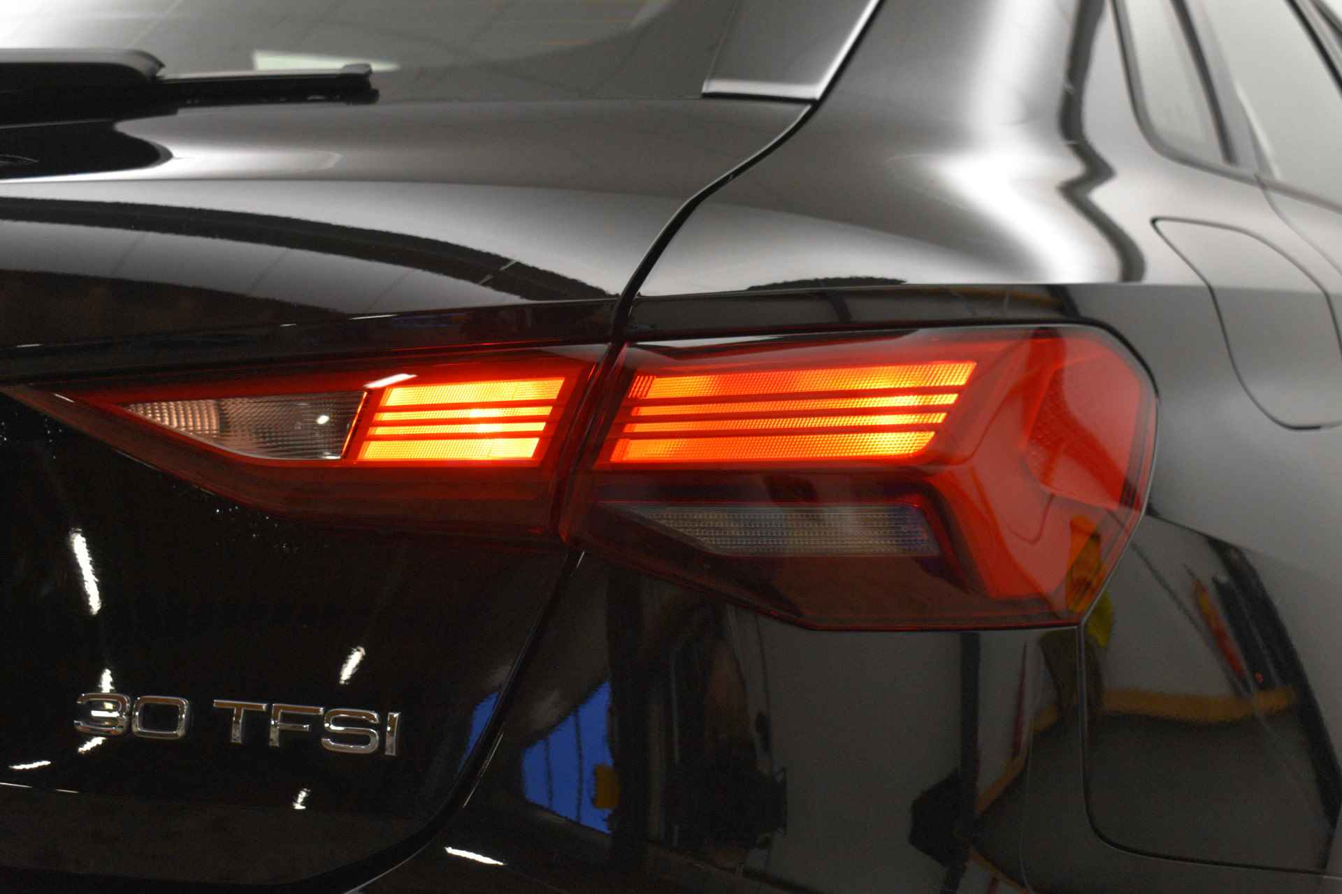 Audi A3 Sportback 30 TFSI Pro Line Clima Keyless Virtual Park.assist Carplay PDC V+A - 17/40