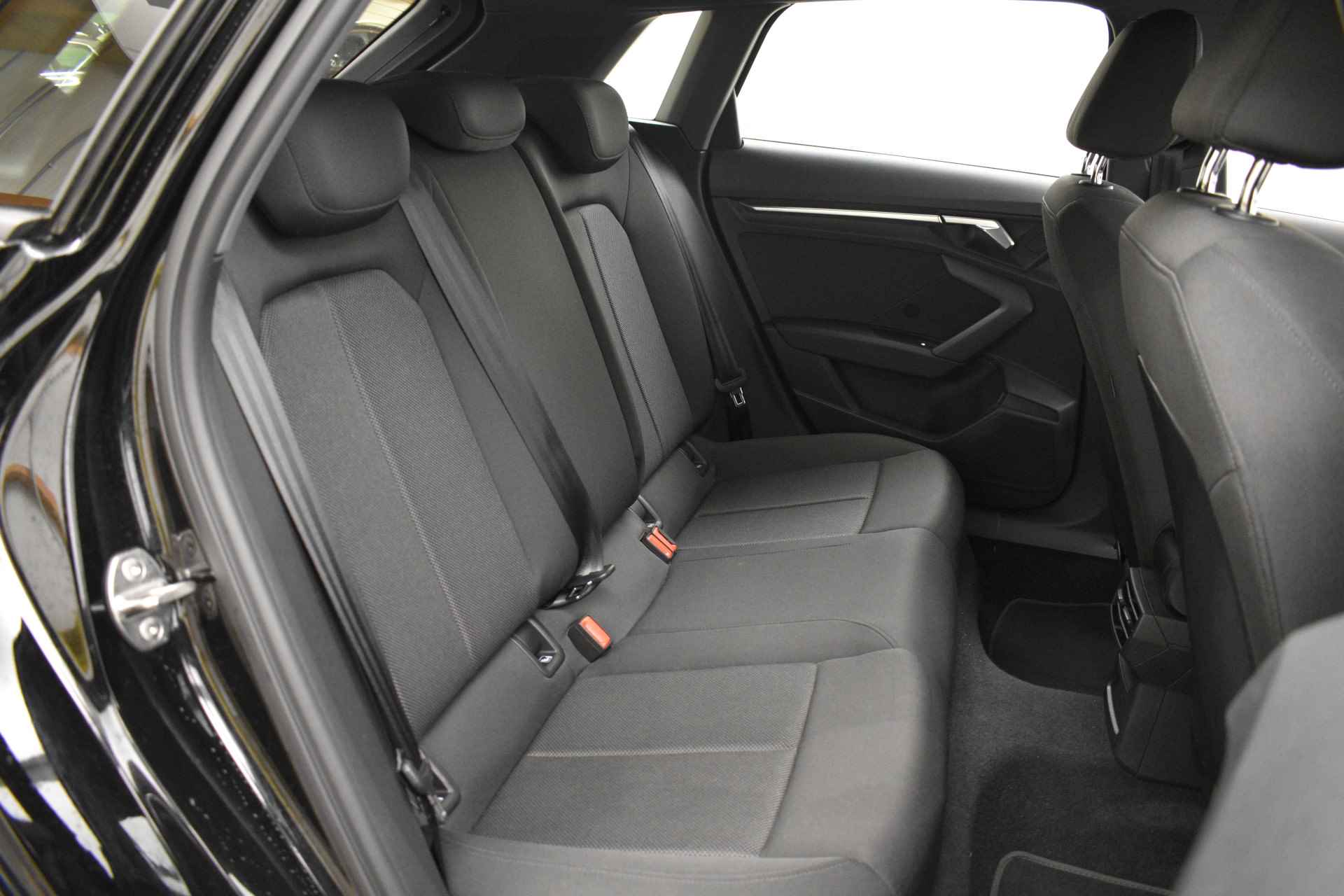 Audi A3 Sportback 30 TFSI Pro Line Clima Keyless Virtual Park.assist Carplay PDC V+A - 33/40