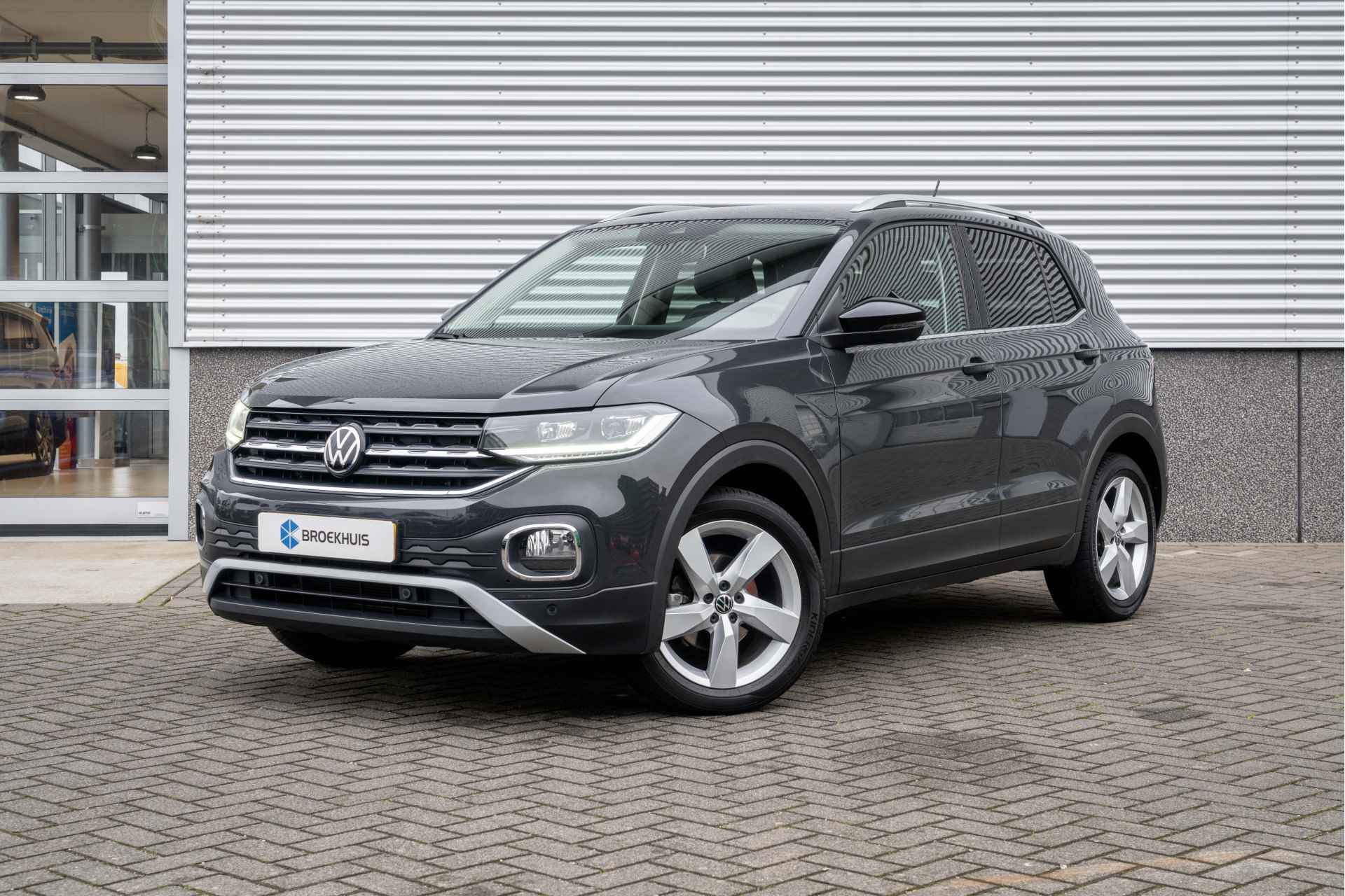 Volkswagen T-Cross 1.0 TSI 110pk DSG Style | LED koplampen| Navi | Trekhaak| Stoelverwarming|