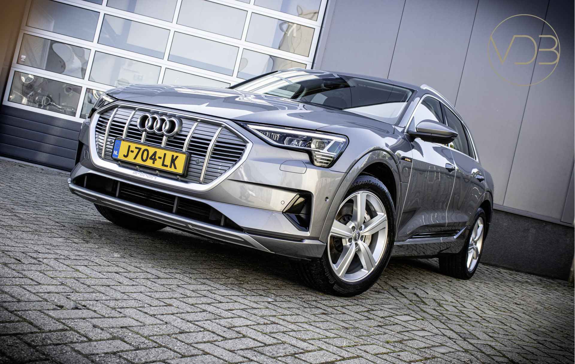 Audi e-tron 50 quattro Launch edition LEER Origineel NL - 1/15