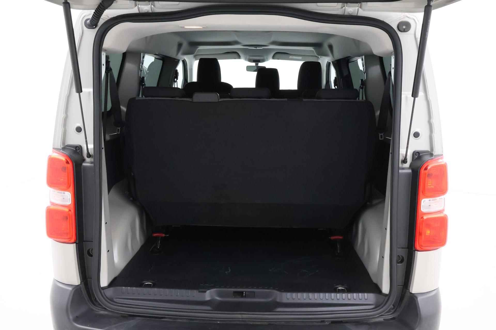 Toyota Proace Shuttle 9 pers. 2.0 D-4D Comfort | Airco | Cruise - 29/30