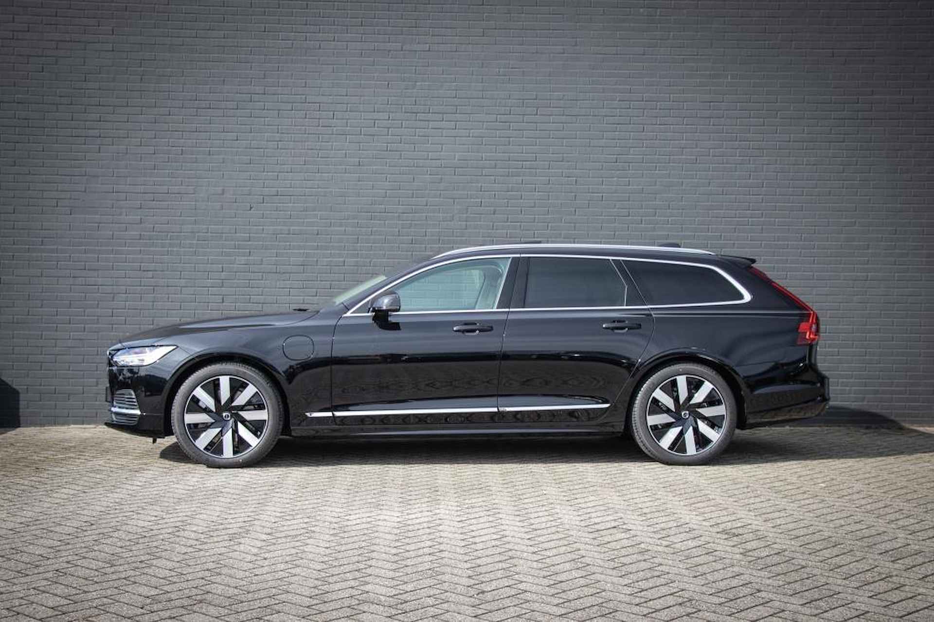 Volvo V90 Recharge T6 Plus Bright | Adaptieve Cruise Control | Schuifdak | Harman Kardon Audio | Stoel ventilatie | Getint glas - 5/26