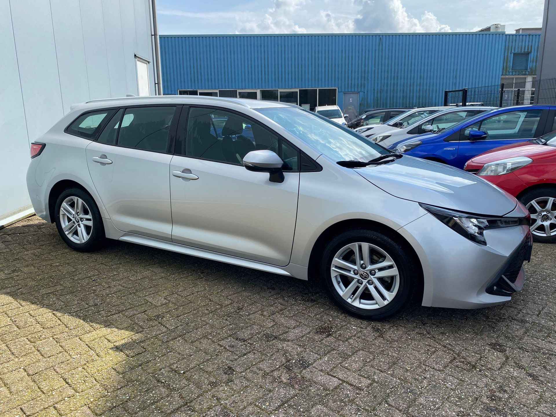 Toyota Corolla Touring Sports 1.2 Turbo Active | 1.300KG Trekgewicht | Trekhaak | Navigatie | Scherp Private Lease voorstel mogelijk | - 2/17