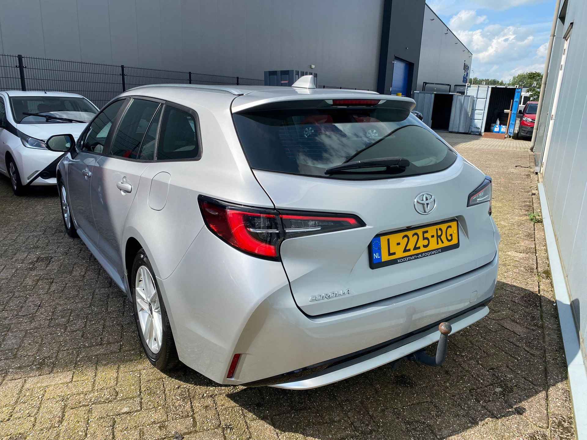 Toyota Corolla Touring Sports 1.2 Turbo Active | 1.300KG Trekgewicht | Trekhaak | Navigatie | Scherp Private Lease voorstel mogelijk | - 4/17