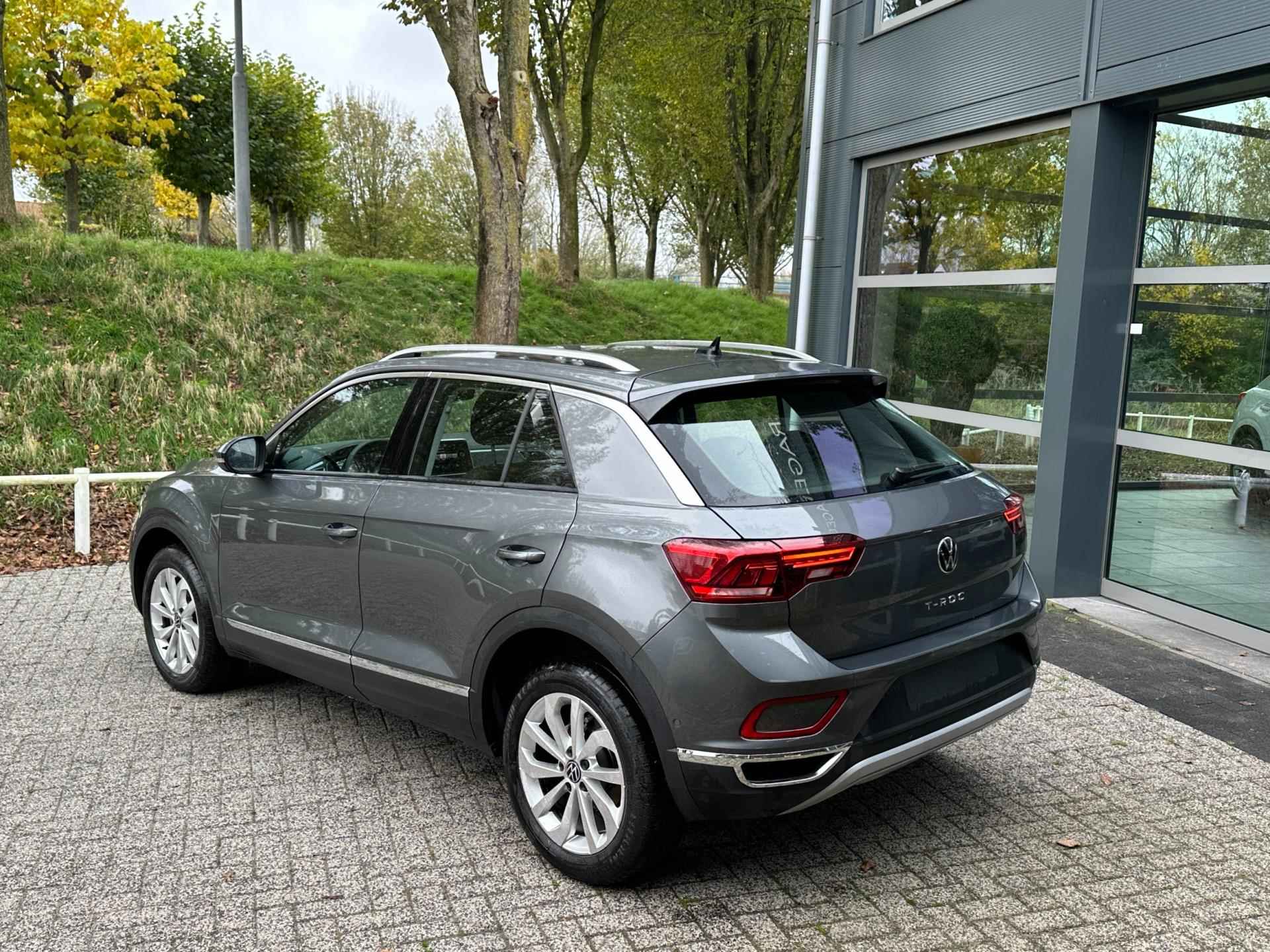 Volkswagen T-Roc 1.5 TSI Style 150pk elek. achterklep- camera-stoelverwarming - 4/34