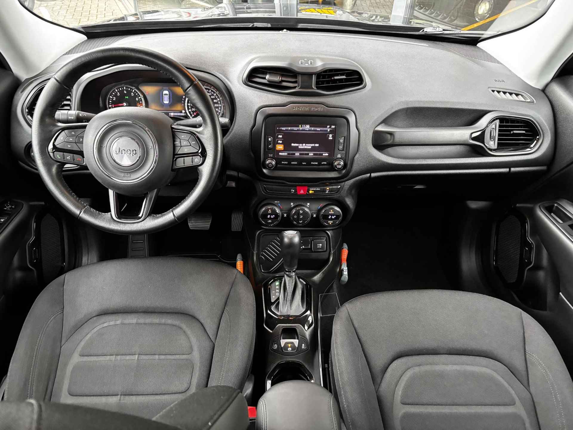 Jeep Renegade 1.4 MultiAir Limited Parkeersensoren | Lichtmetalen velgen | Cruise Control | Climate Control | Navigatie | - 9/22