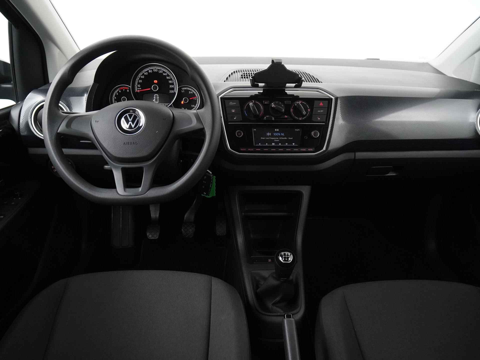 Volkswagen Up! 1.0 | Stoelverwarming | Zondag Open! - 5/31