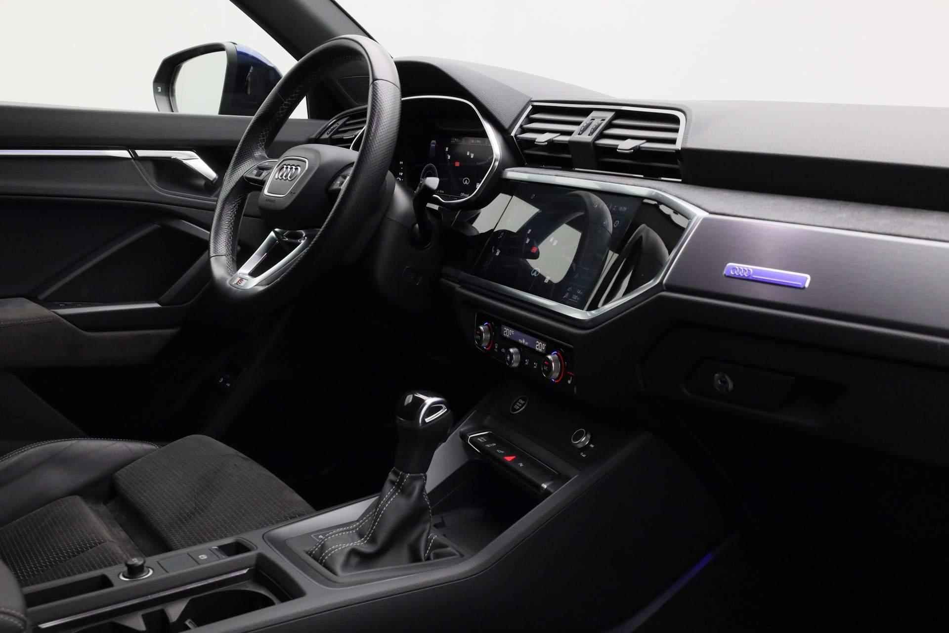 Audi Q3 45 TFSI e 245PK S-tronic S edition / S-Line | Pano | Leder/alcantara | Stoelverwarming | Camera | Navi | ACC | Keyless - 39/43