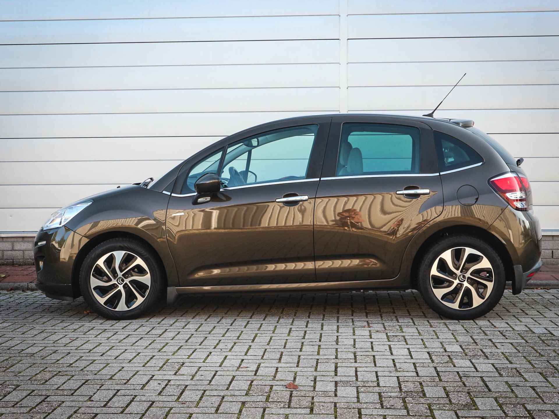 Citroën C3 1.2 VTi Exclusive | Clima | Cruise | Lichtmetaal | Panoramaruit | All season | - 10/45