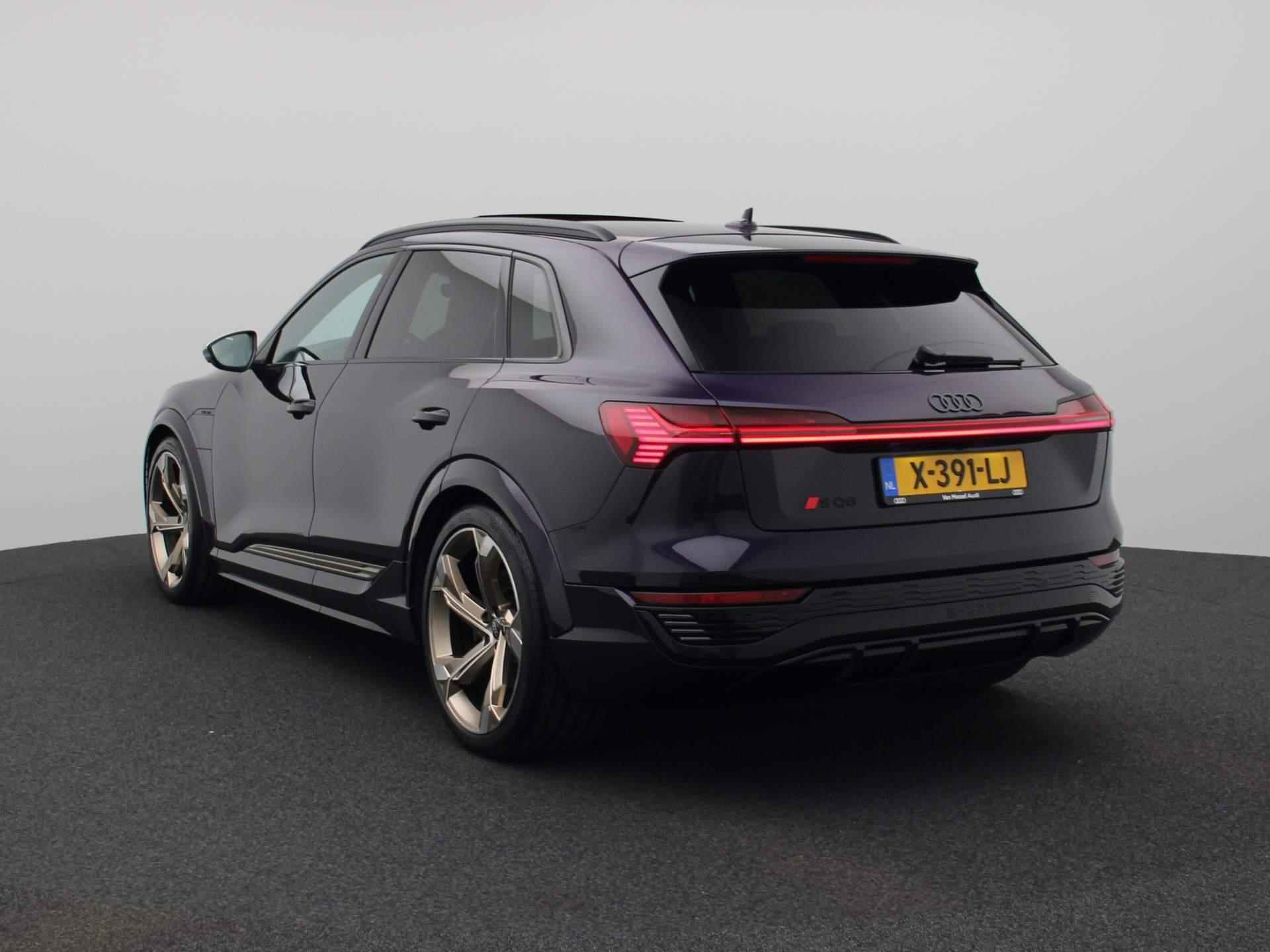 Audi Q8 e-tron S quattro SQ8 115 kWh Navigatie | Camera | Leder | Stoelverwarming | Panorama dak | Cruise Controle | - 2/69