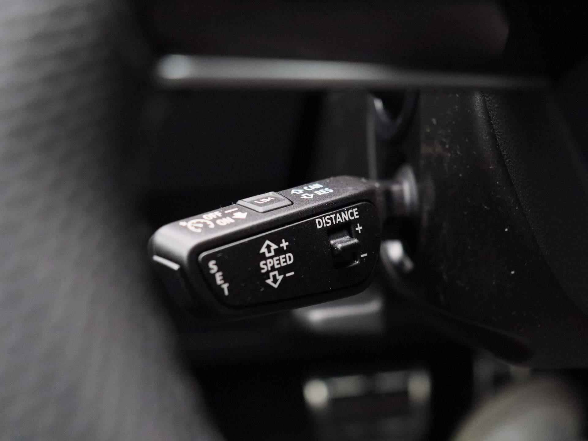 Audi Q8 e-tron S quattro SQ8 115 kWh Navigatie | Camera | Leder | Stoelverwarming | Panorama dak | Cruise Controle | - 25/69