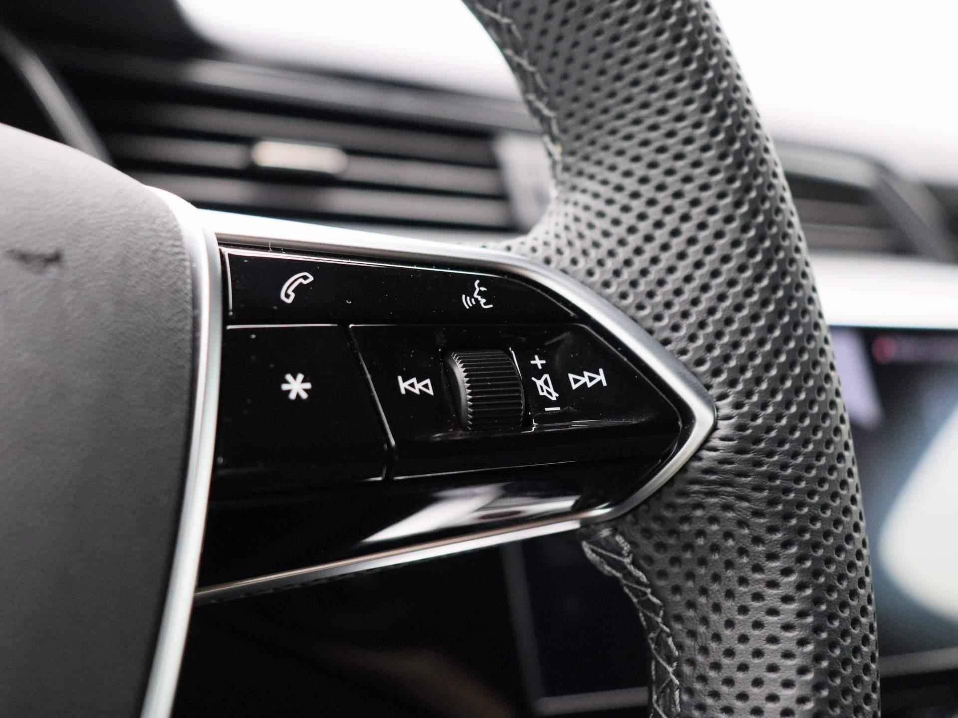 Audi Q8 e-tron S quattro SQ8 115 kWh Navigatie | Camera | Leder | Stoelverwarming | Panorama dak | Cruise Controle | - 26/69