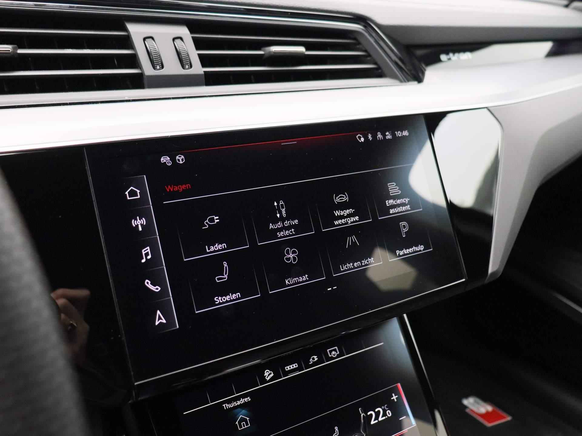 Audi Q8 e-tron S quattro SQ8 115 kWh Navigatie | Camera | Leder | Stoelverwarming | Panorama dak | Cruise Controle | - 33/69