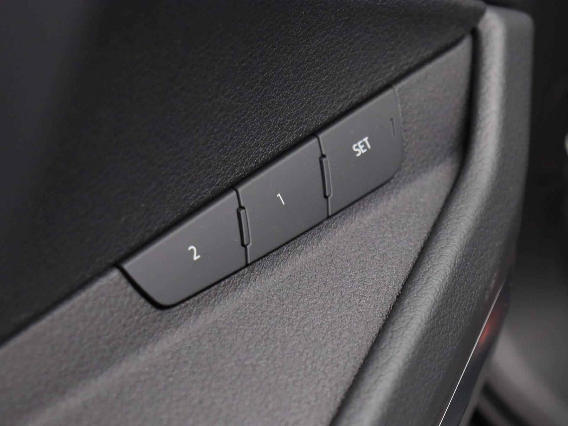 Audi Q8 e-tron S quattro SQ8 115 kWh Navigatie | Camera | Leder | Stoelverwarming | Panorama dak | Cruise Controle | - 39/69